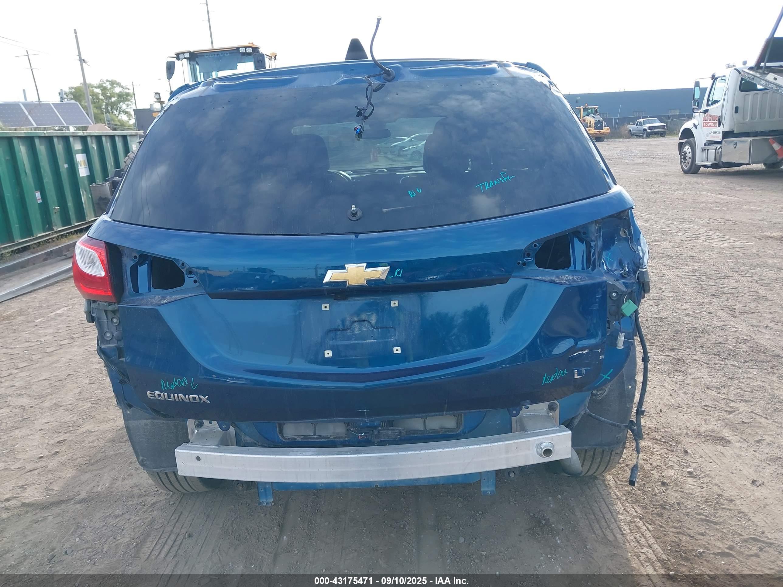 CHEVROLET EQUINOX image 6