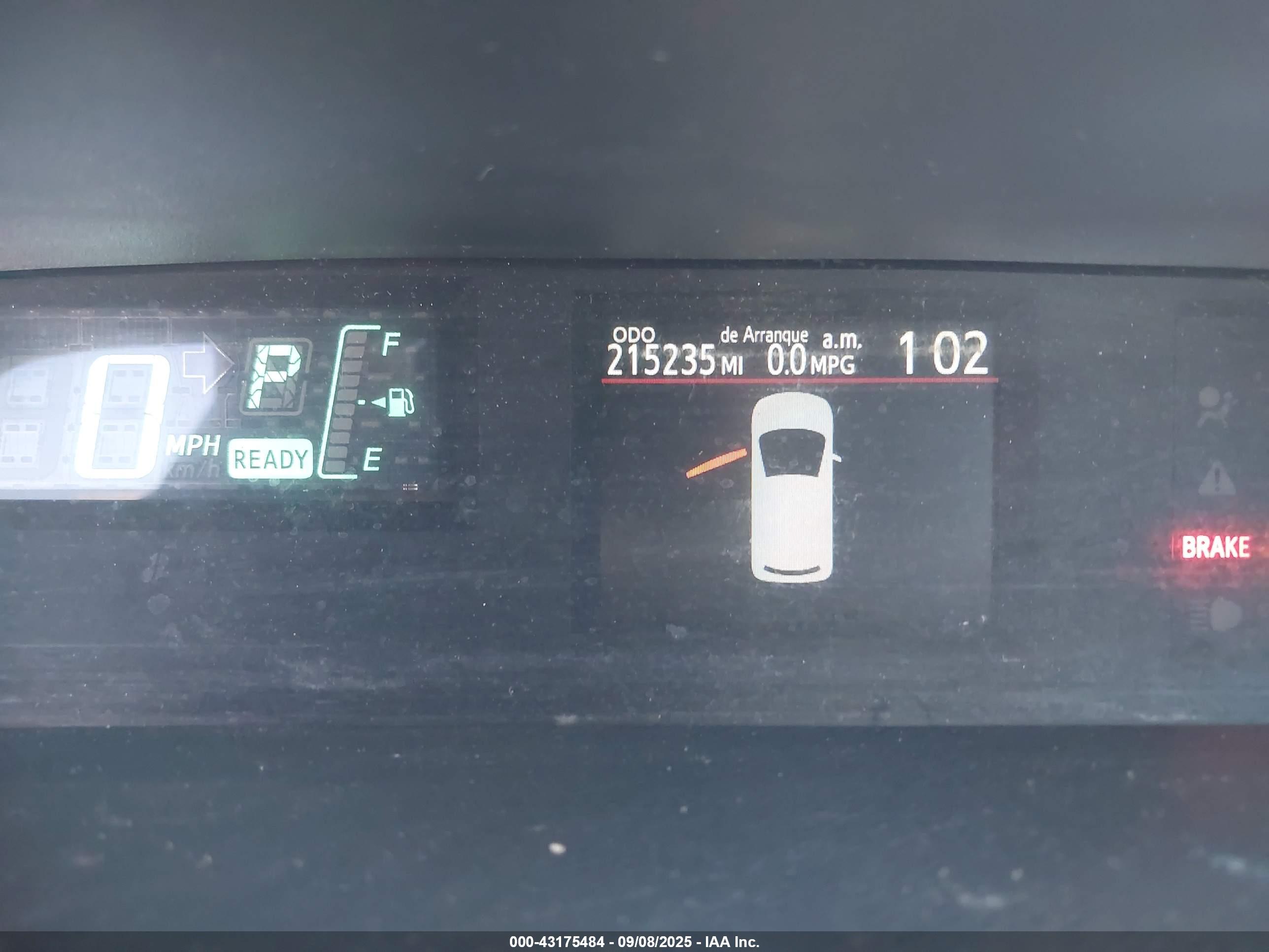 TOYOTA PRIUS image 7