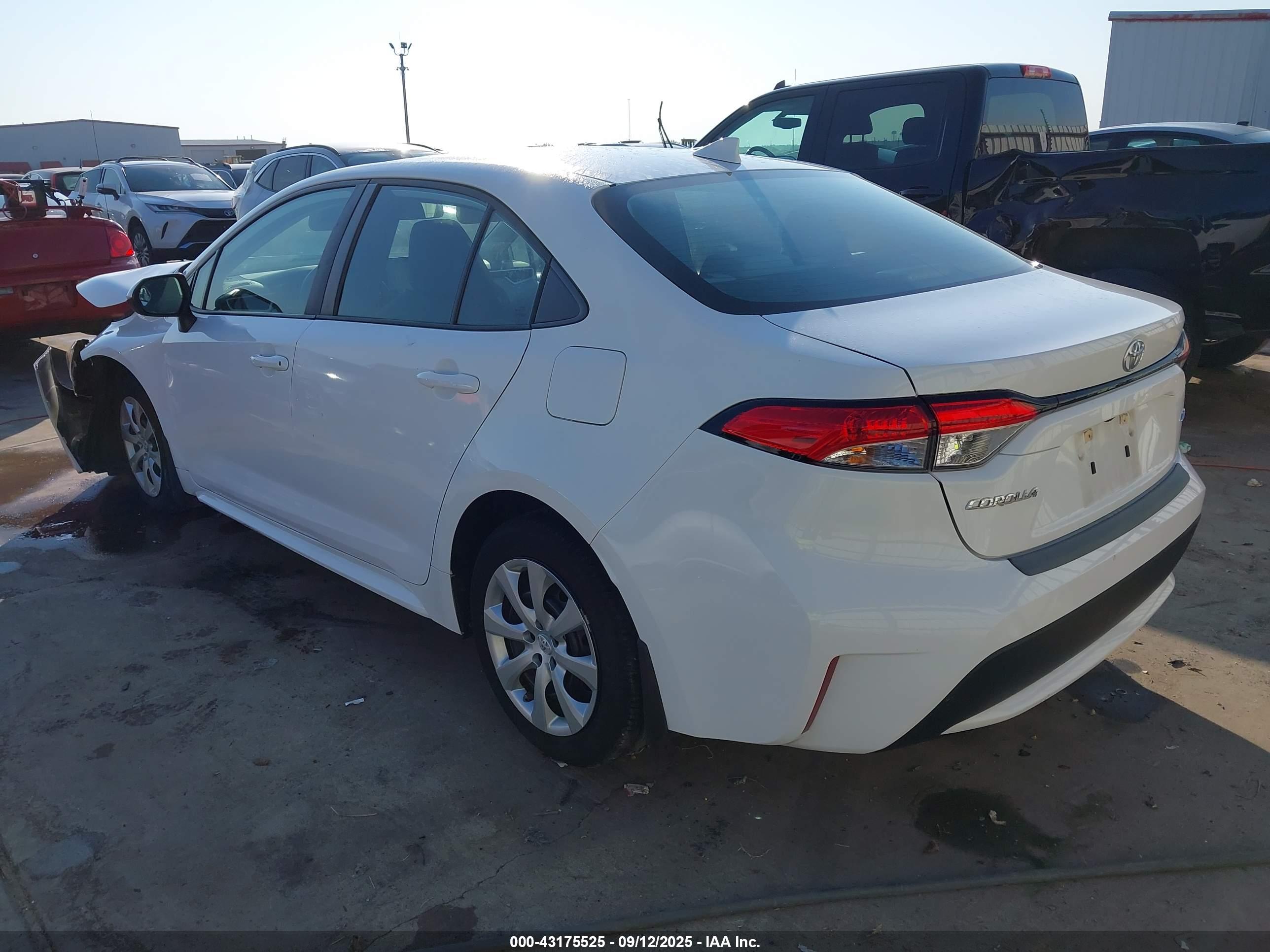 TOYOTA COROLLA image 3