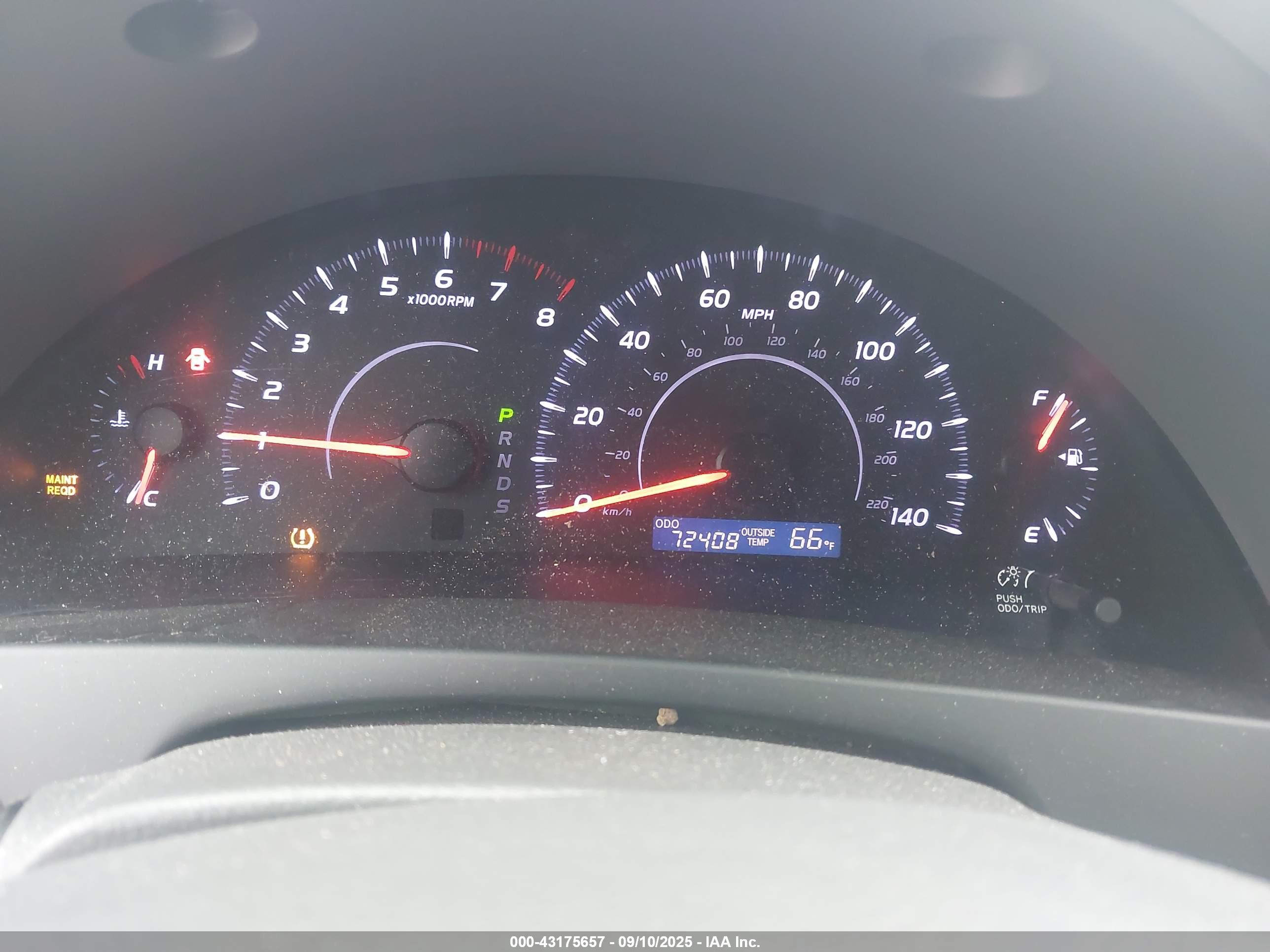 TOYOTA CAMRY image 7