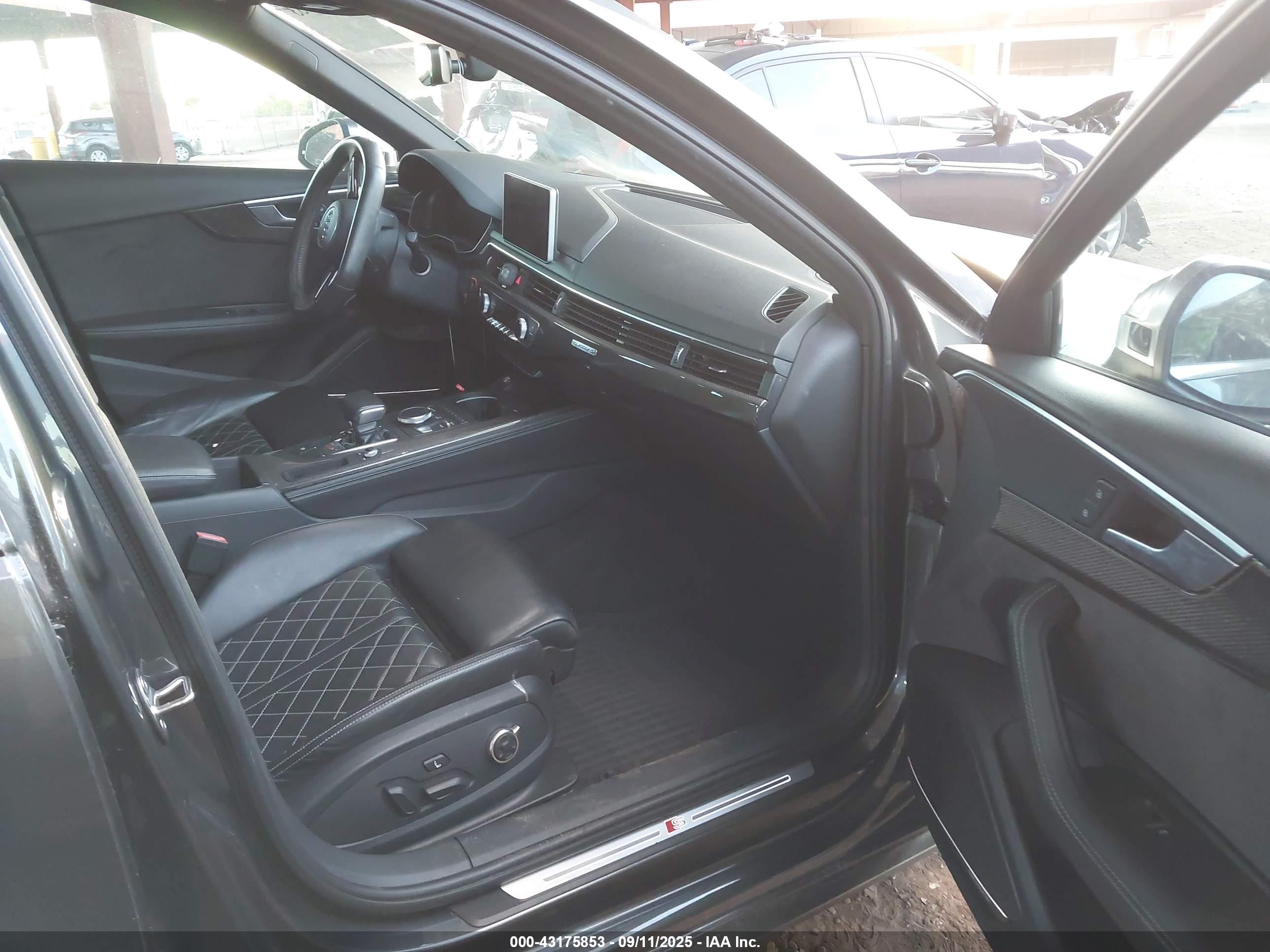 AUDI S4 image 5