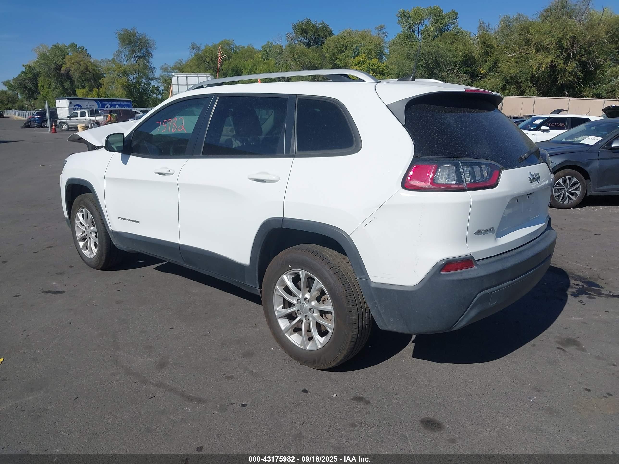 JEEP CHEROKEE image 3