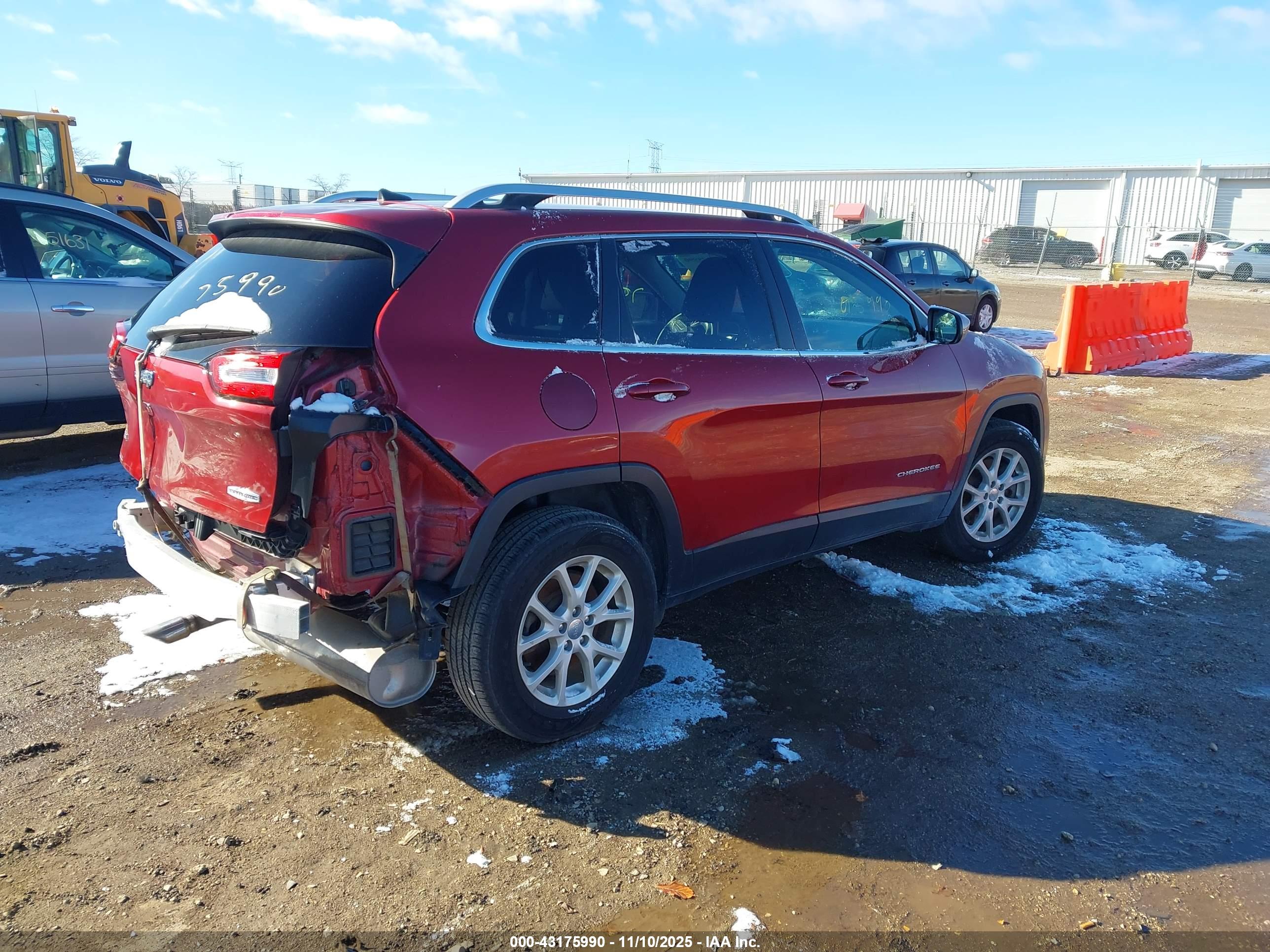 JEEP CHEROKEE image 4