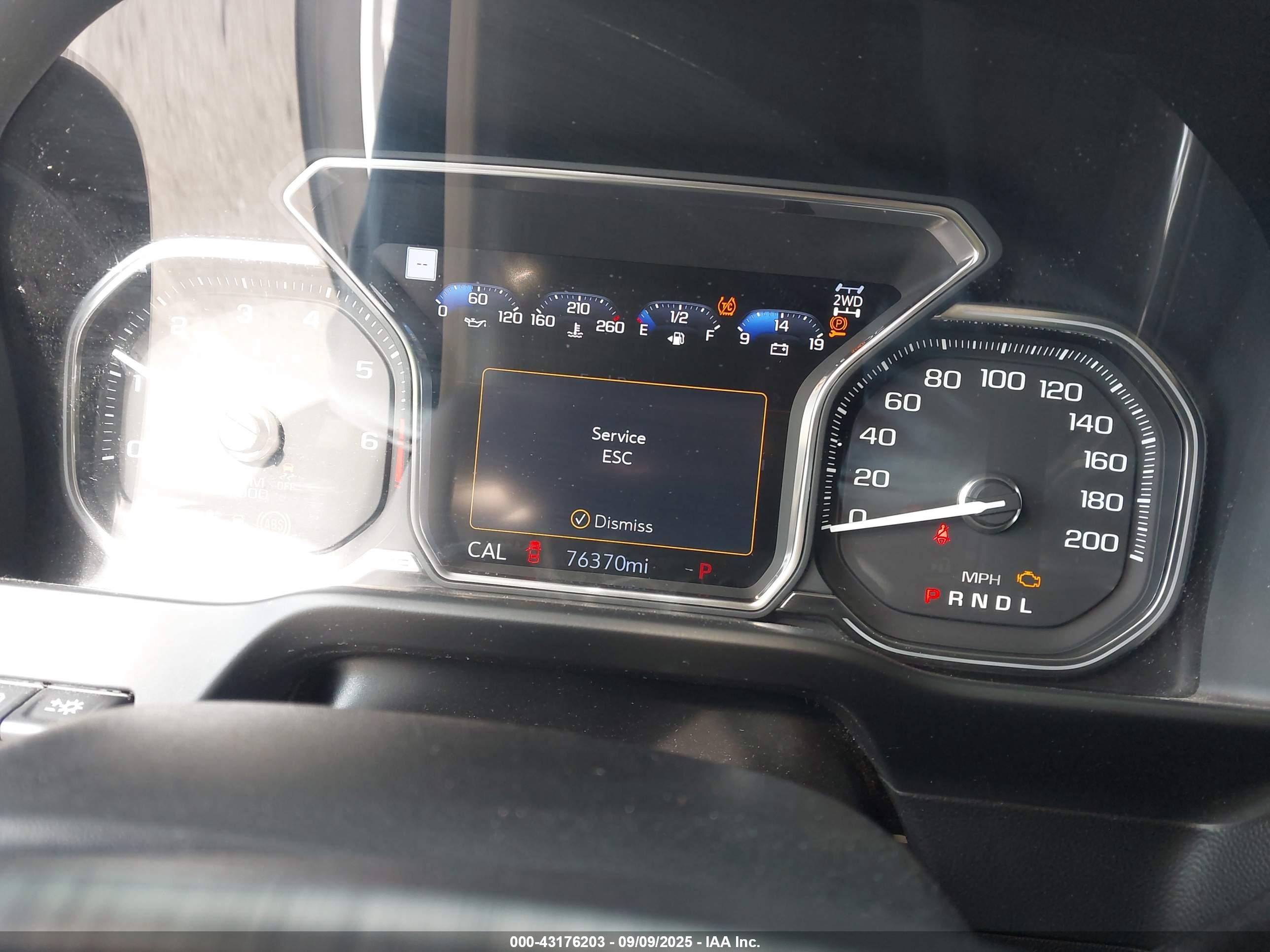GMC SIERRA image 7