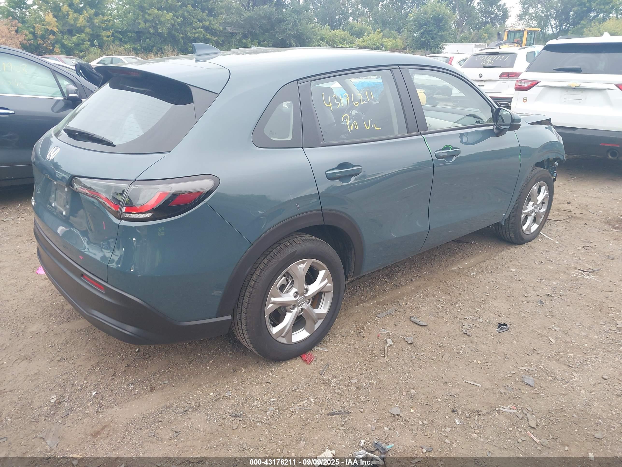 HONDA HR-V image 4