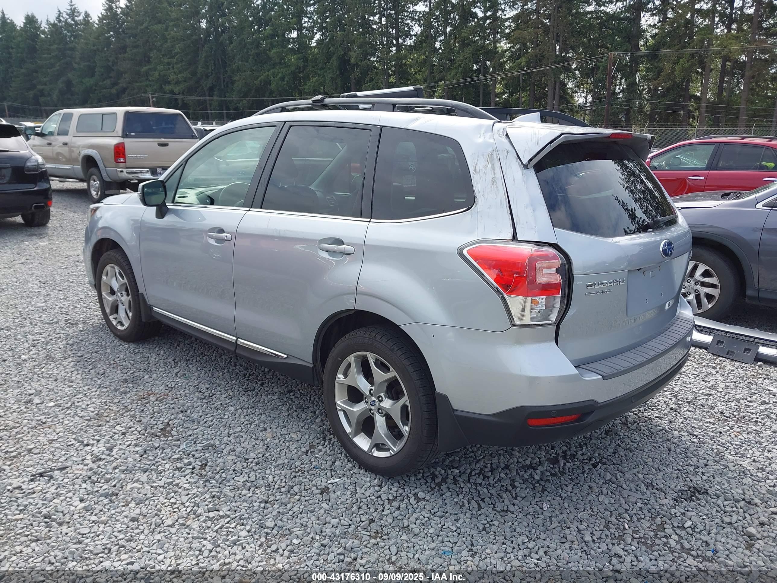 SUBARU FORESTER image 3