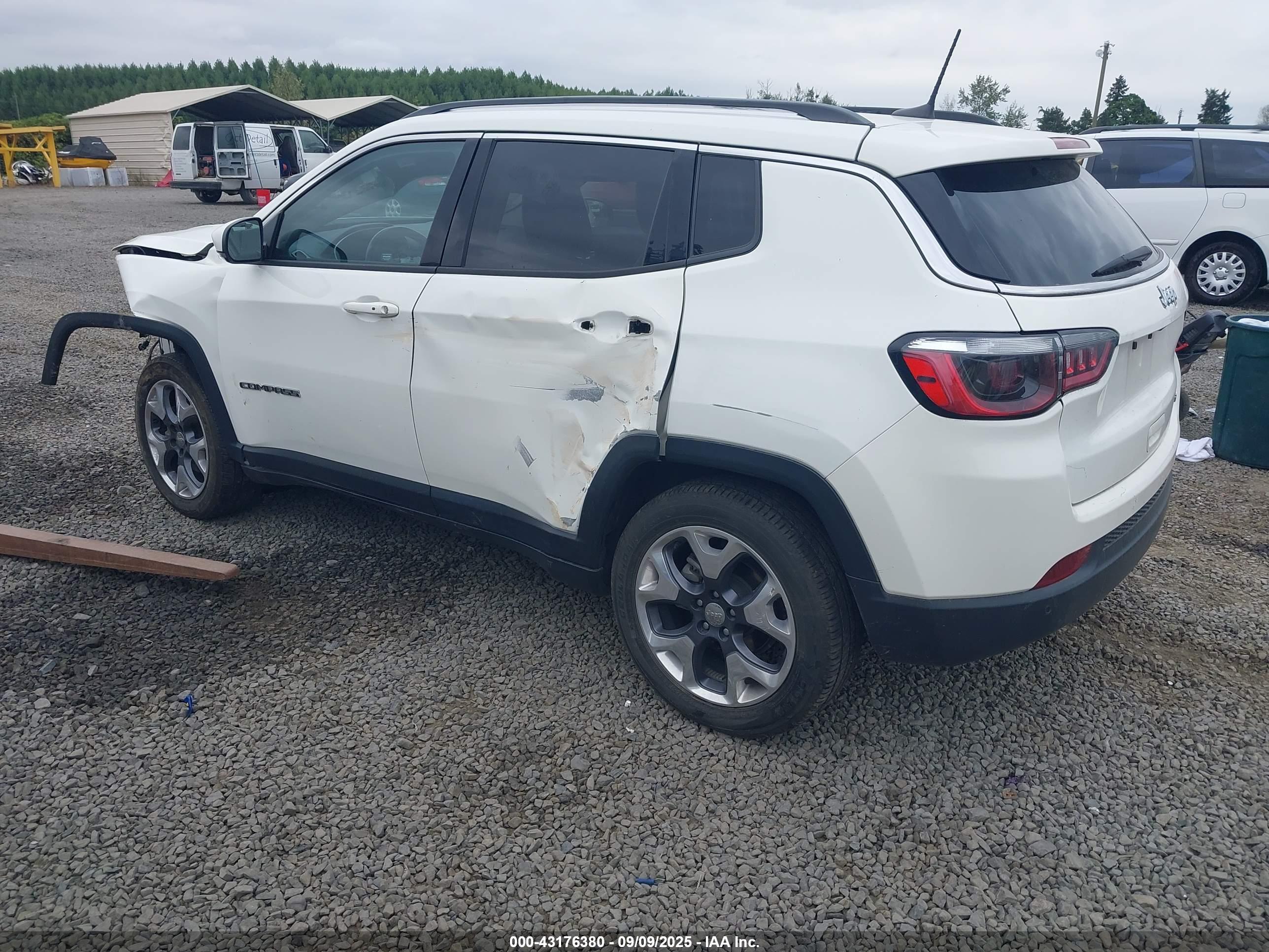 JEEP COMPASS image 3