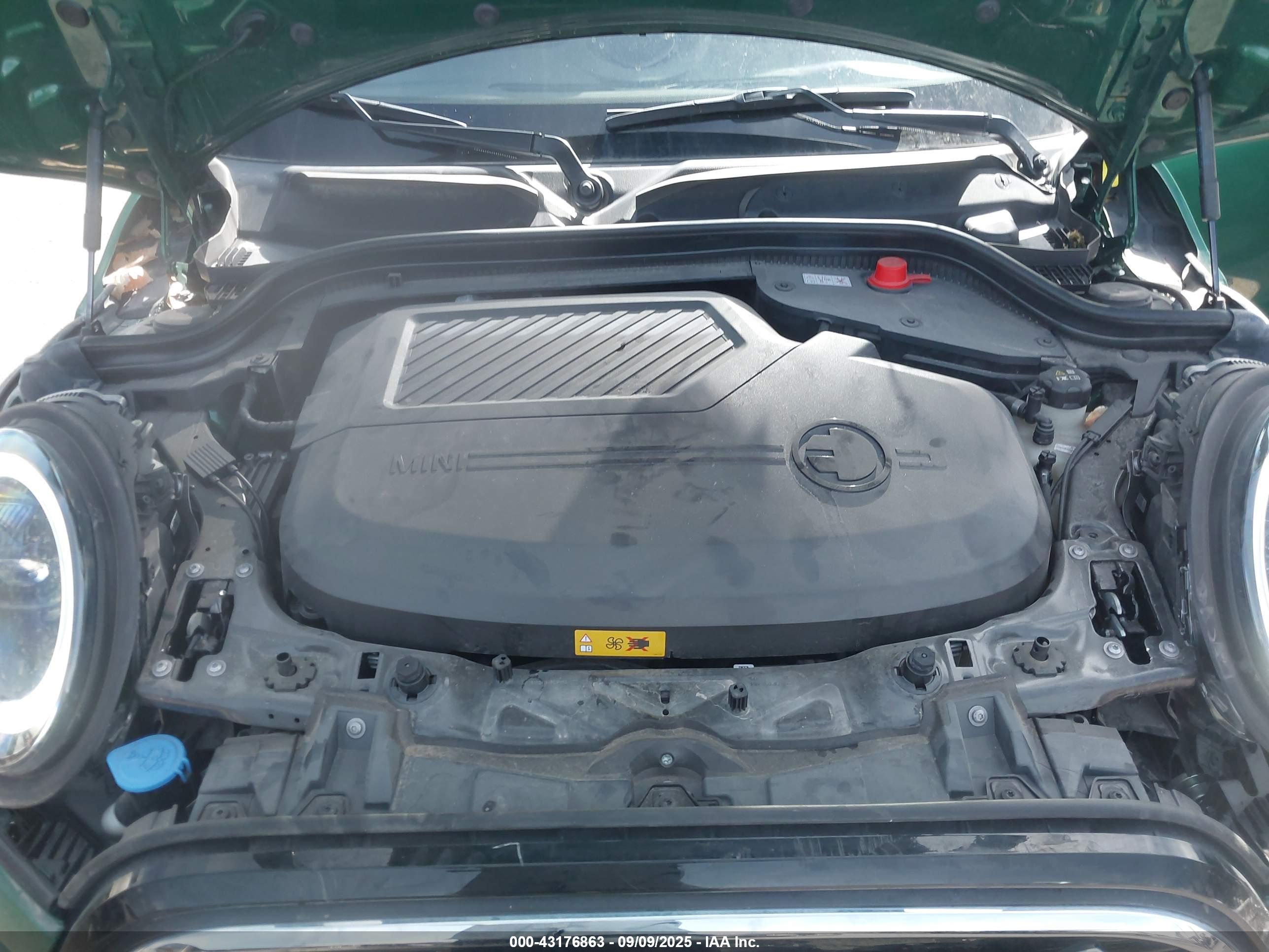 MINI SE image 10