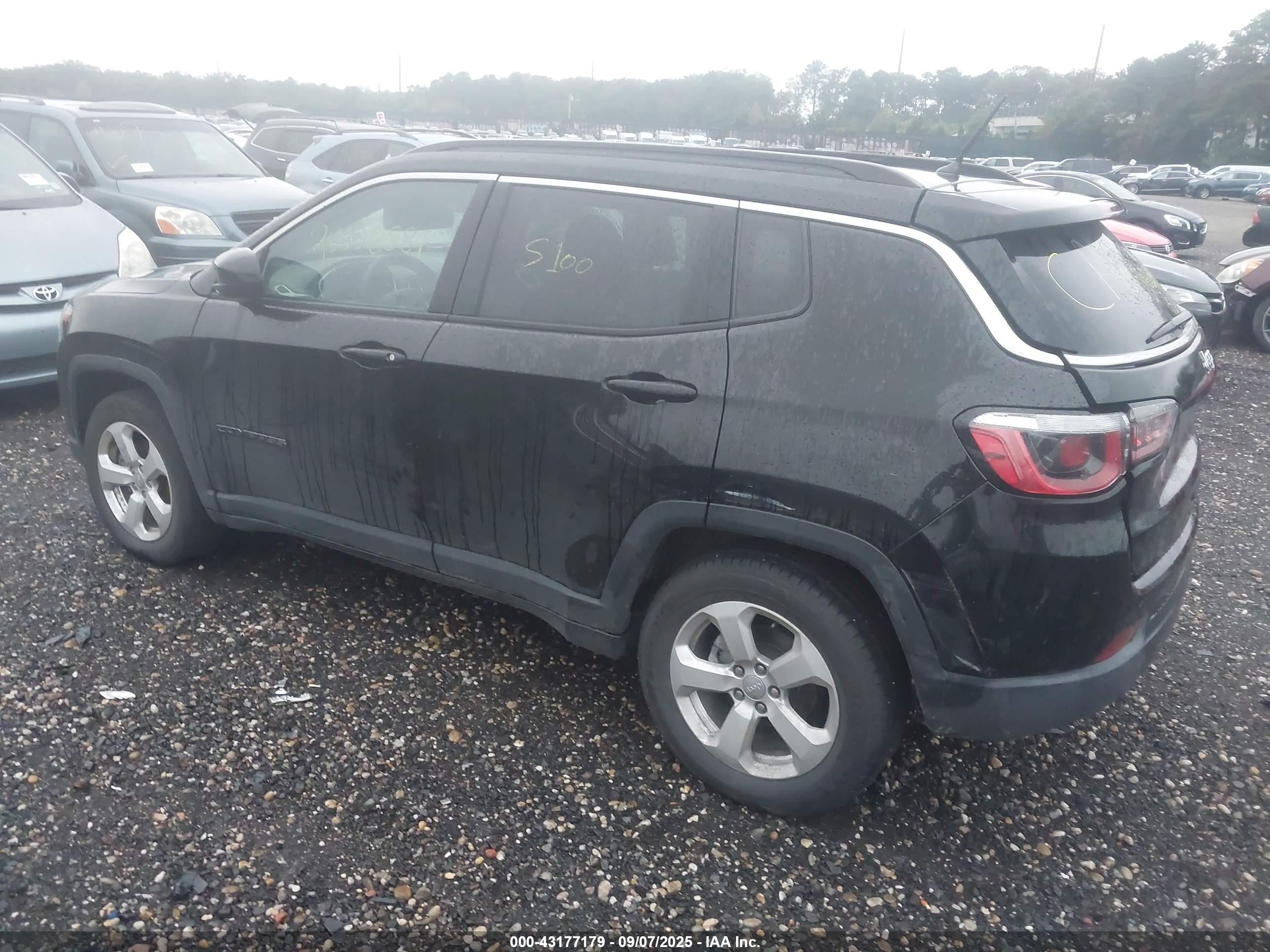 JEEP COMPASS image 3