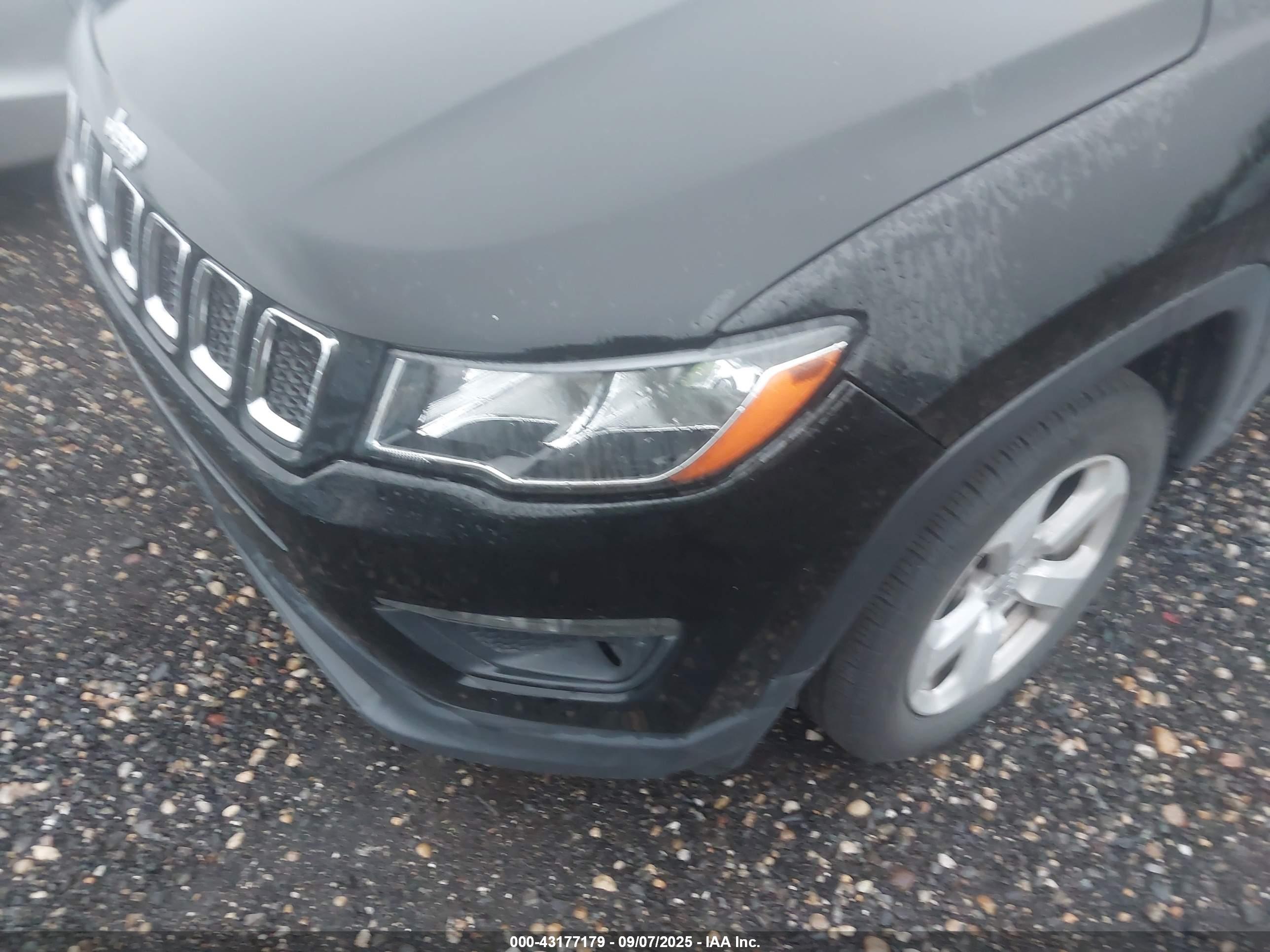JEEP COMPASS image 6