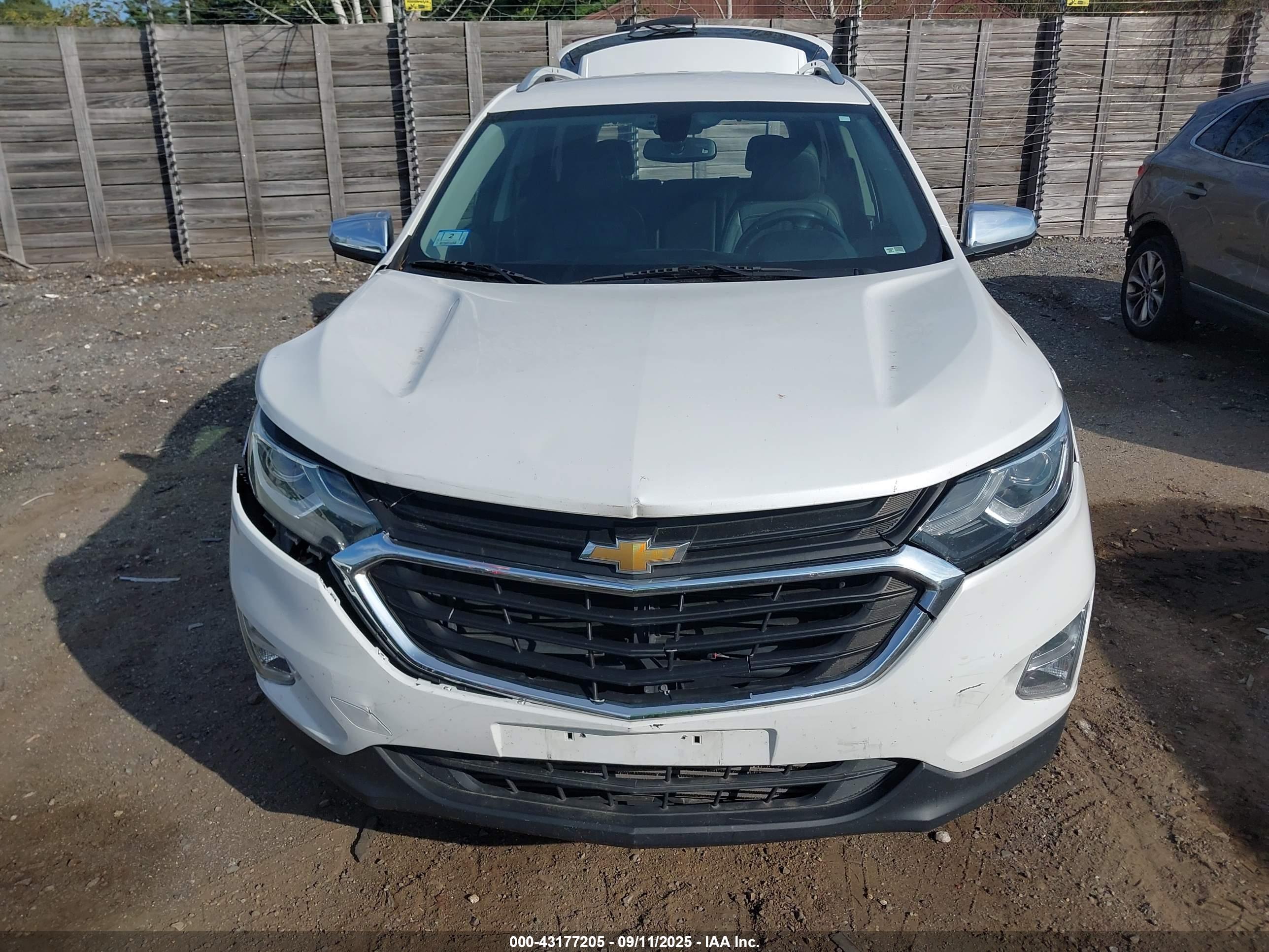 CHEVROLET EQUINOX image 6