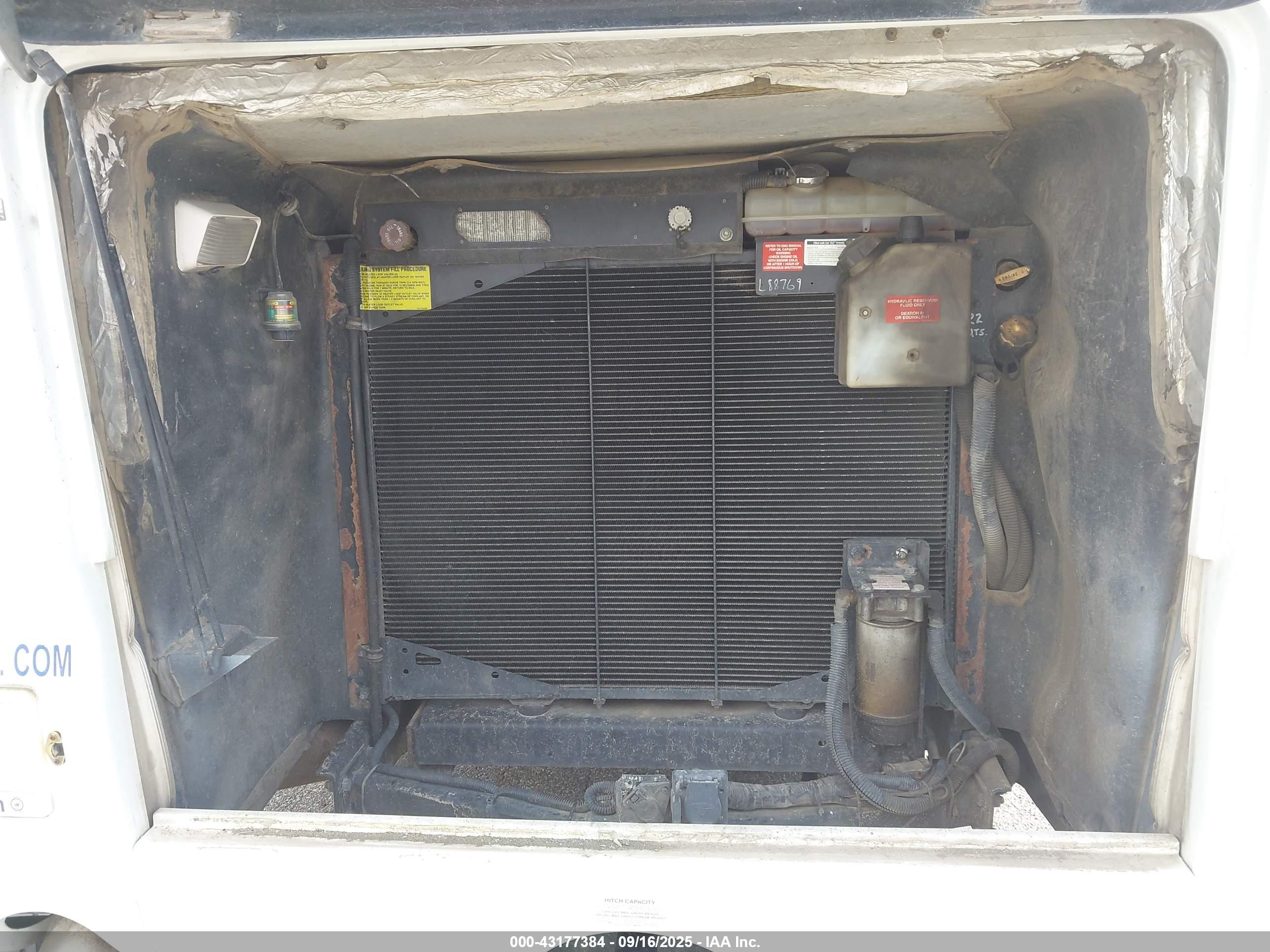 FREIGHTLINER CHASSIS image 10