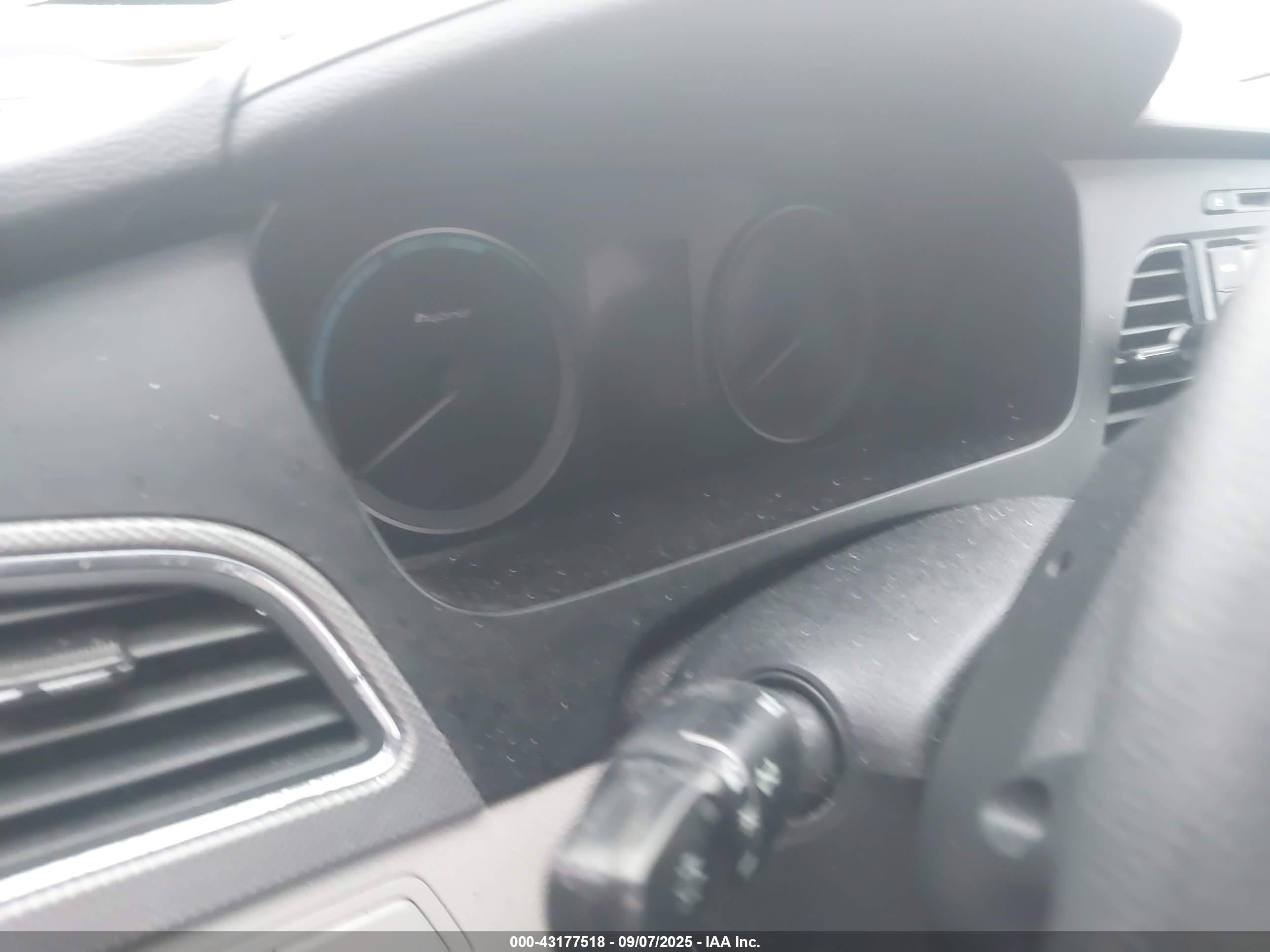 HYUNDAI SONATA image 7