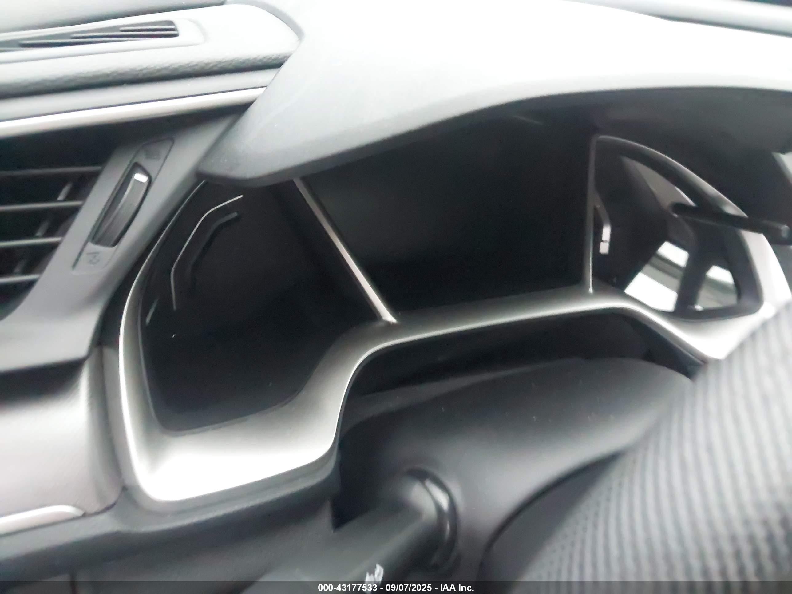 HONDA CIVIC image 7