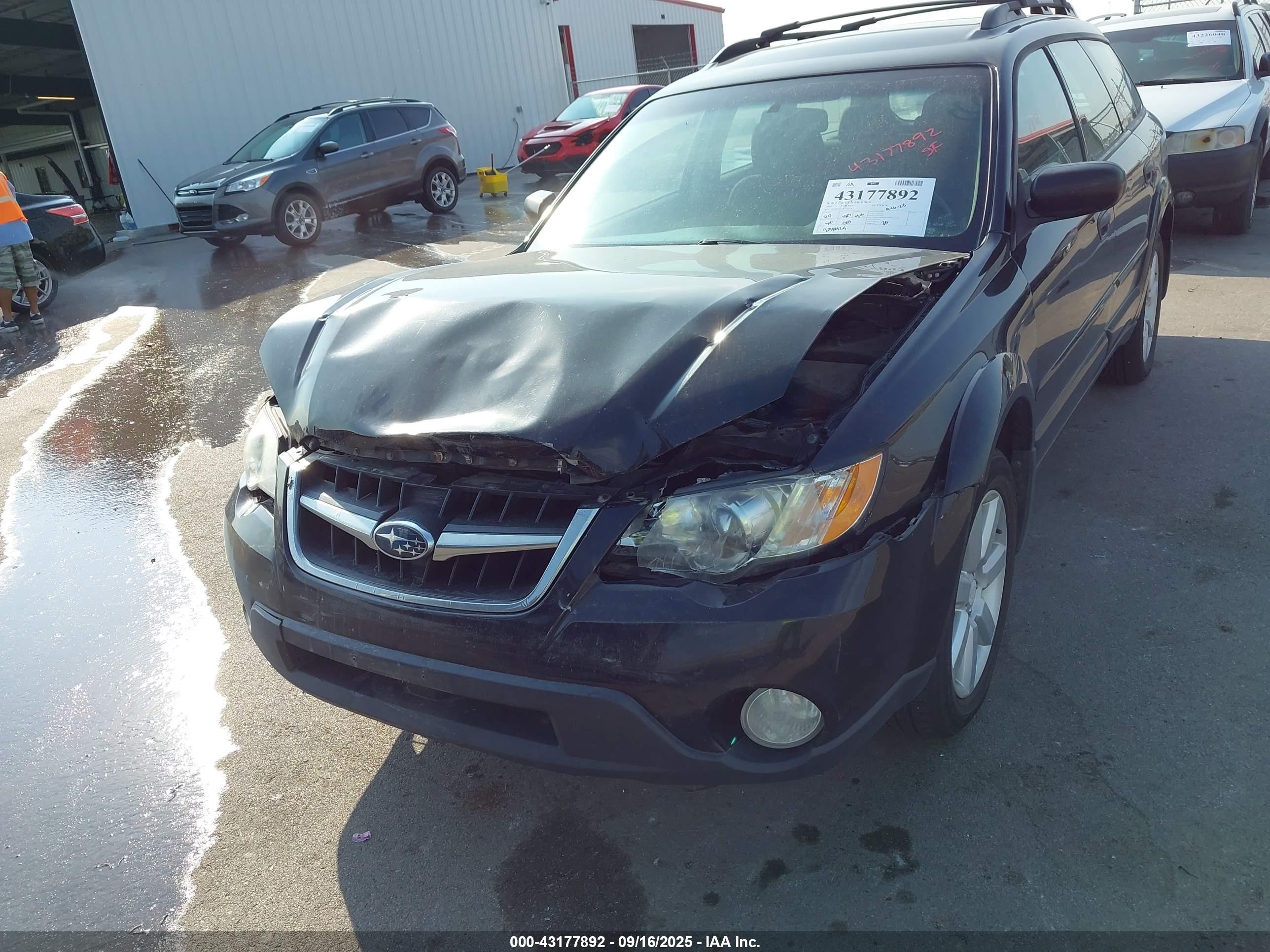 SUBARU OUTBACK image 6