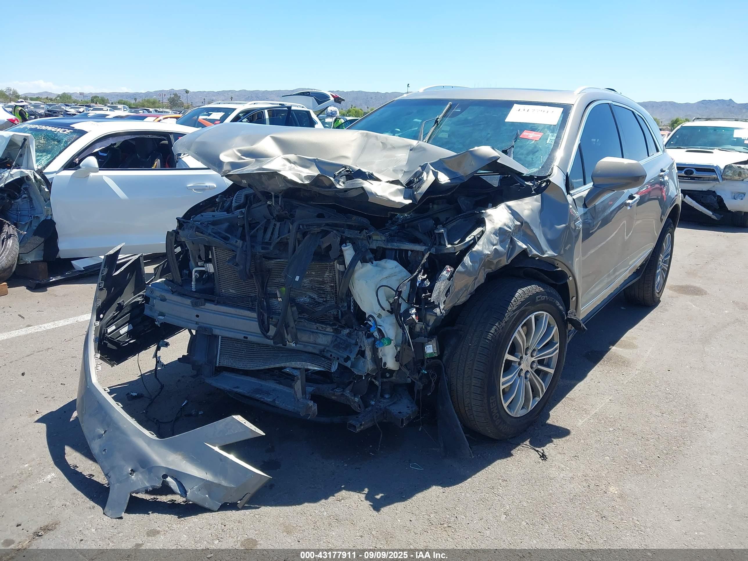 CADILLAC XT5 image 6