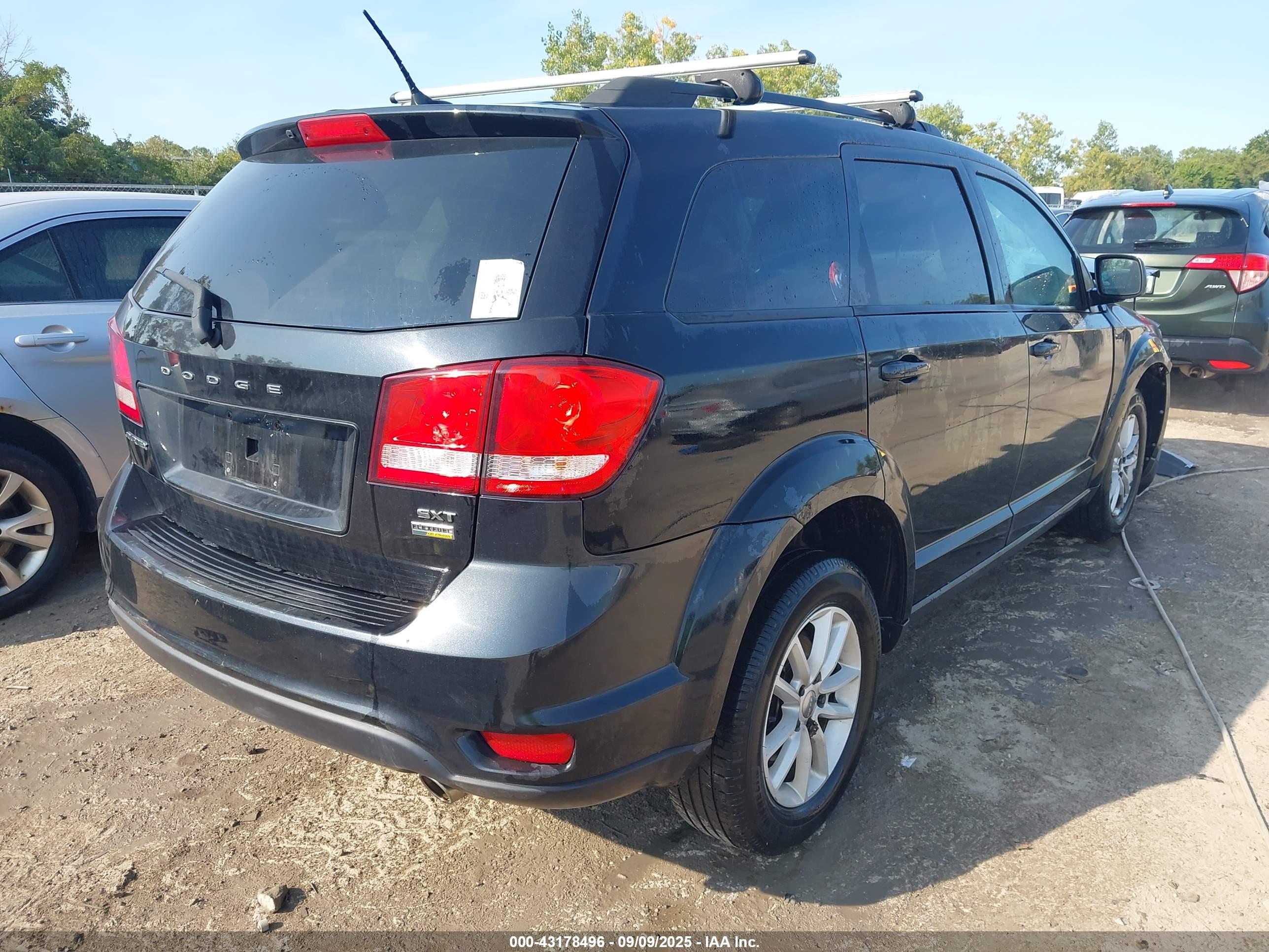 DODGE JOURNEY image 4