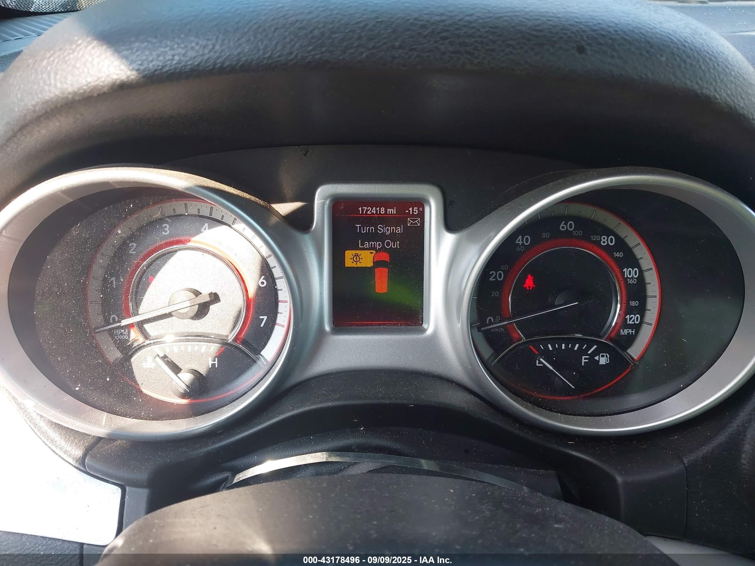 DODGE JOURNEY image 7