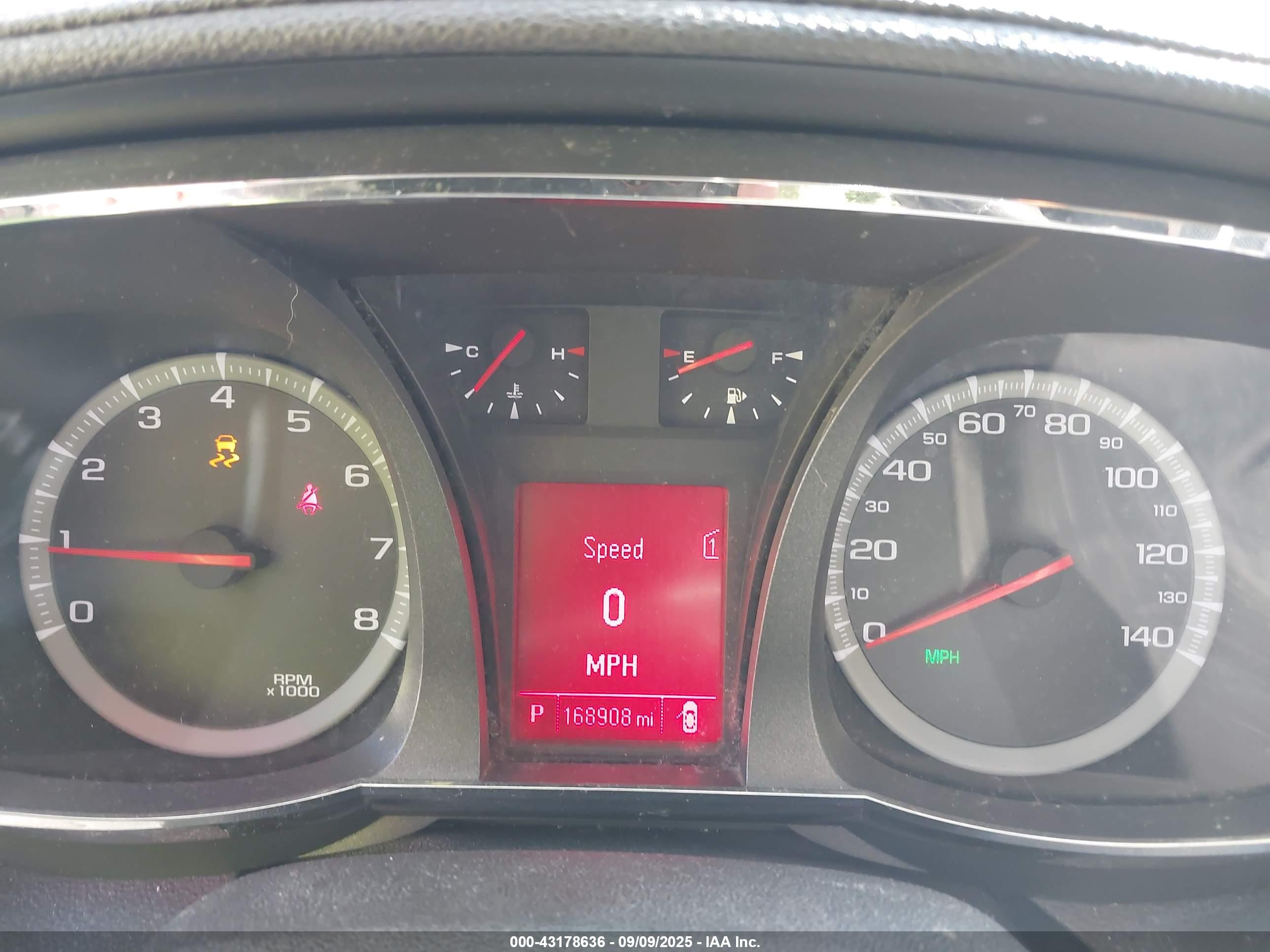 GMC TERRAIN image 7