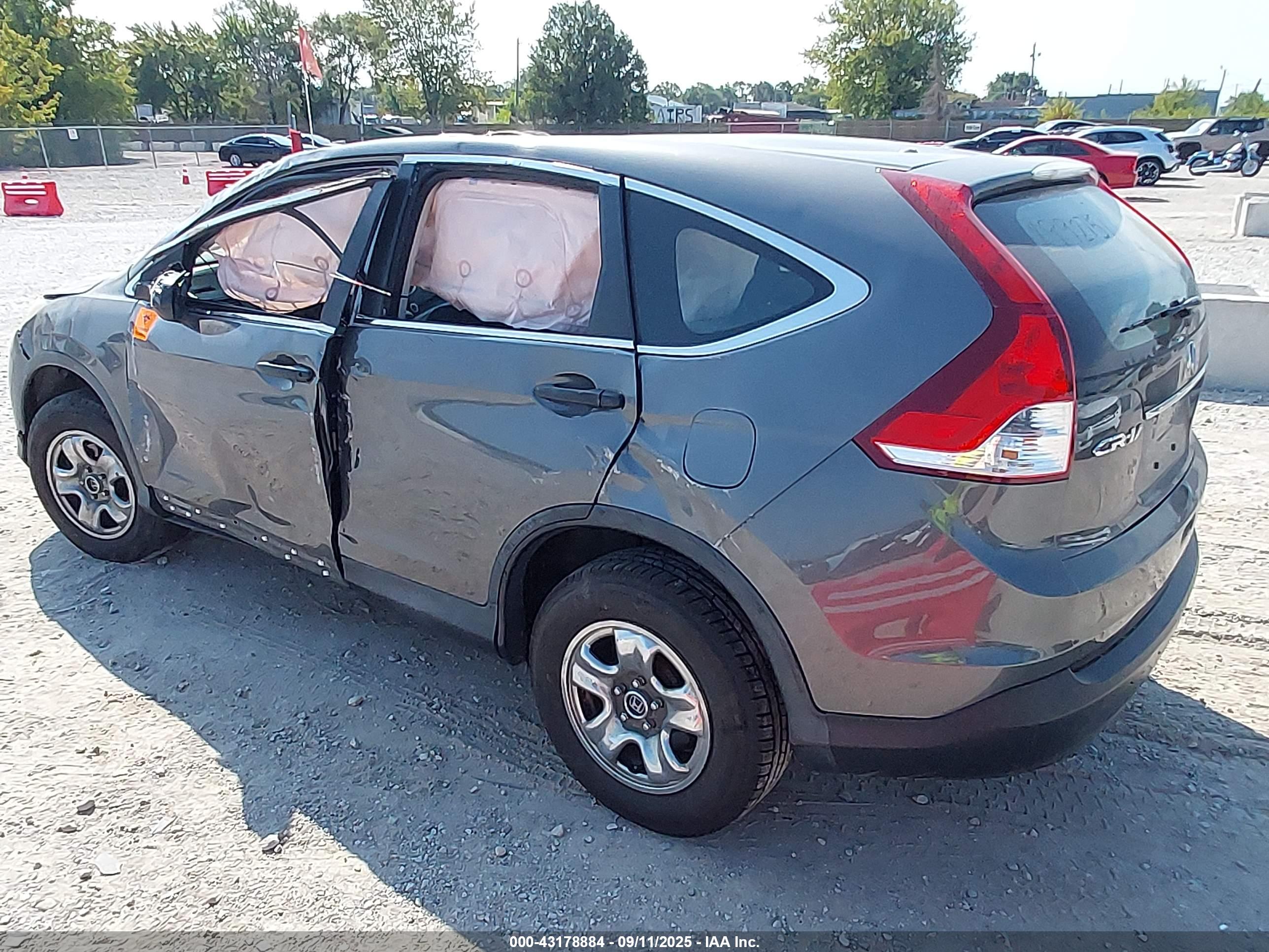 HONDA CR-V image 3