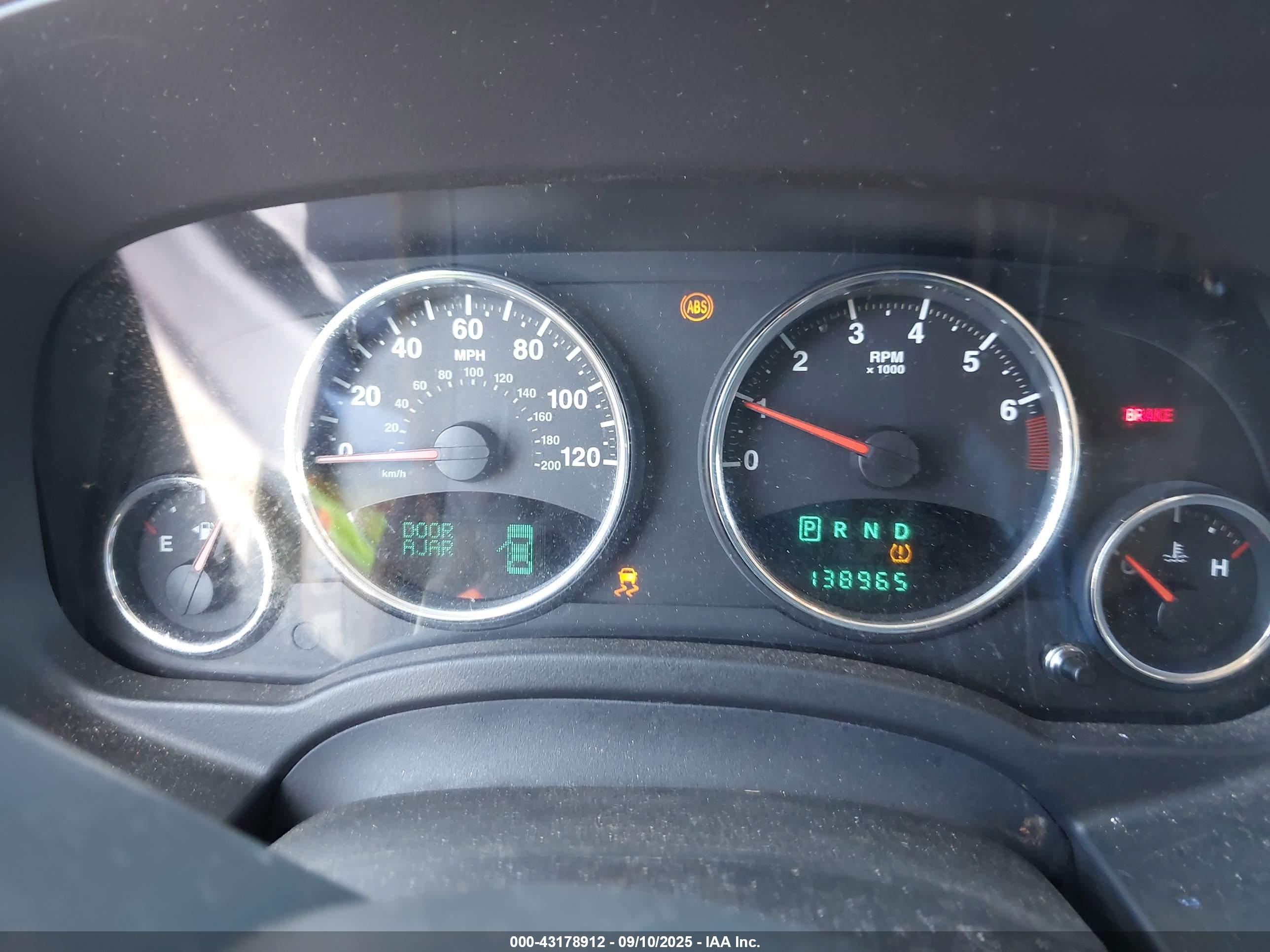 JEEP COMPASS image 7