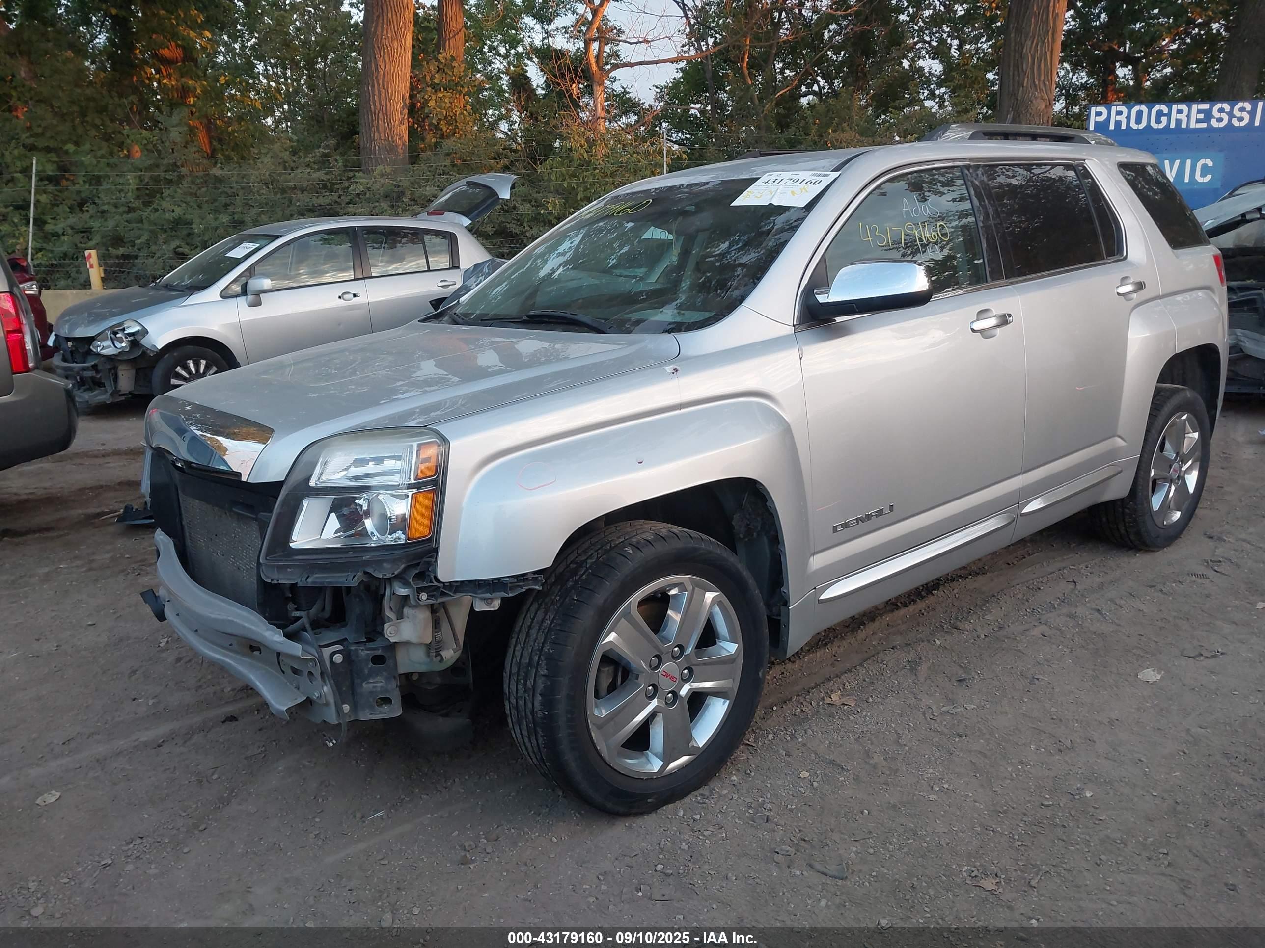 GMC TERRAIN image 2