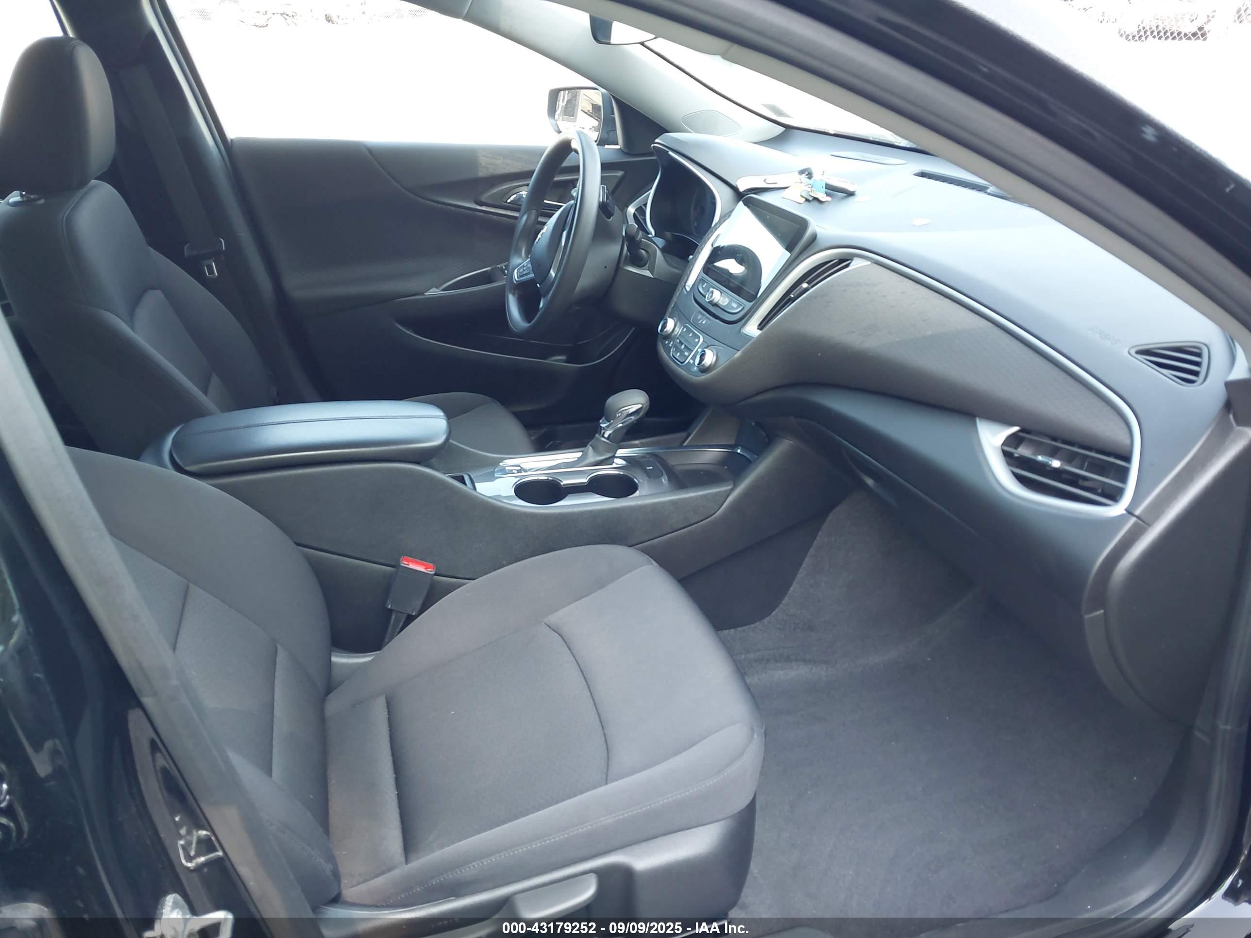 CHEVROLET MALIBU image 5
