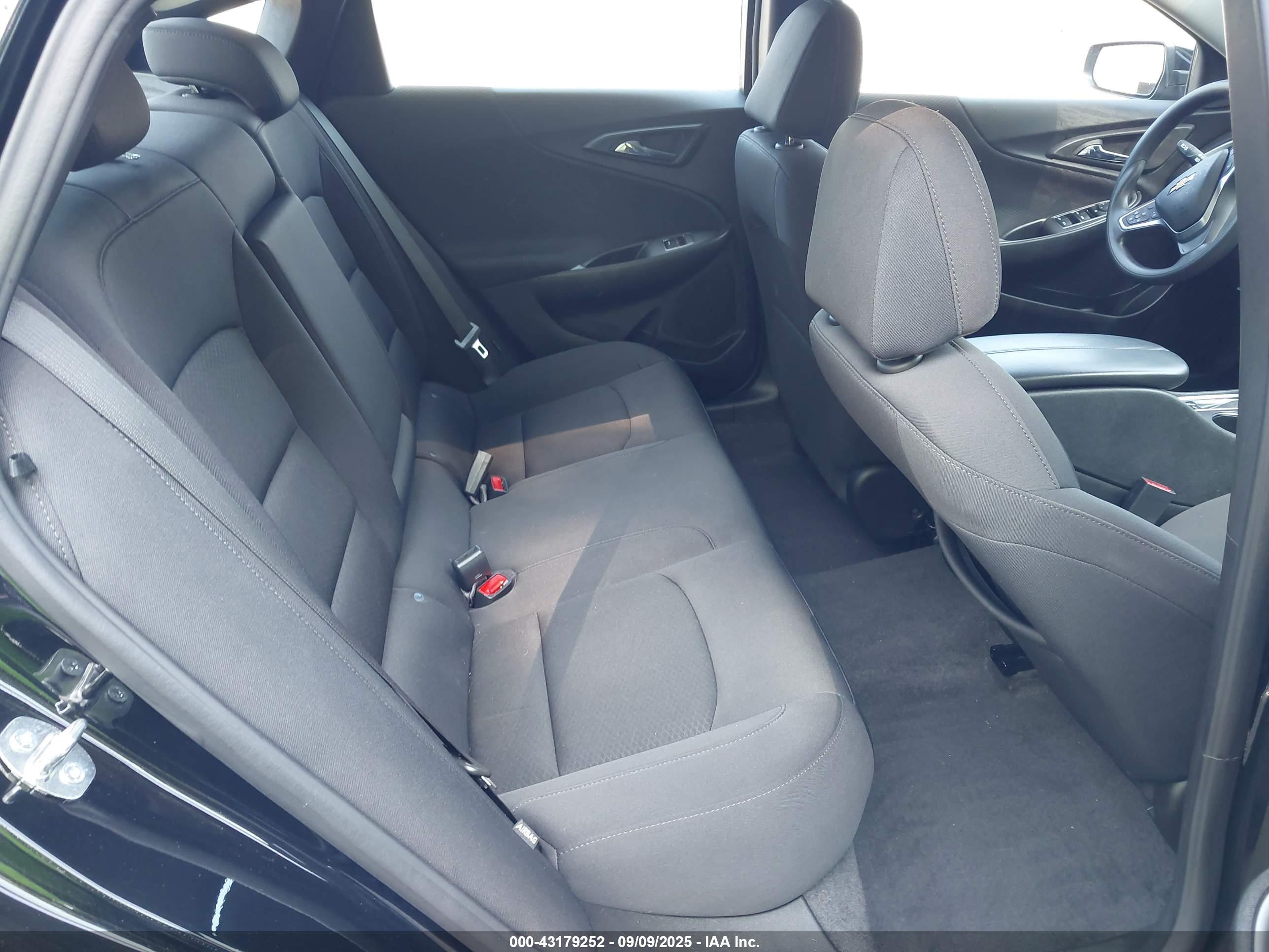 CHEVROLET MALIBU image 8