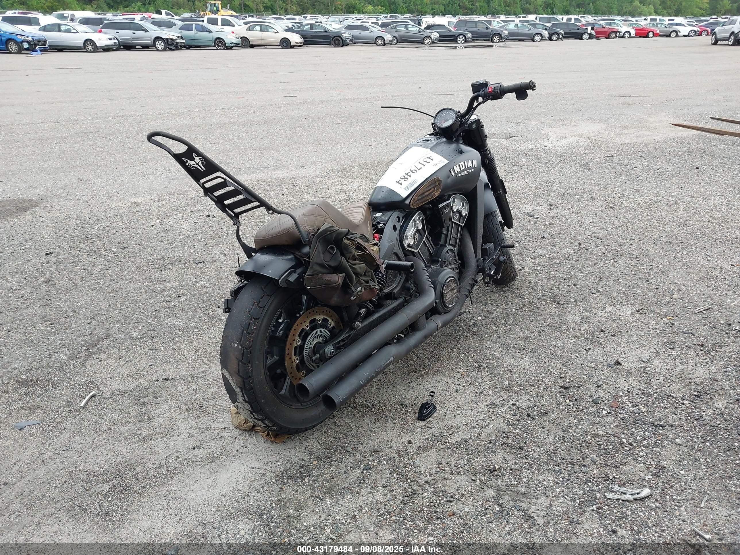 INDIAN MOTORCYCLE image 4