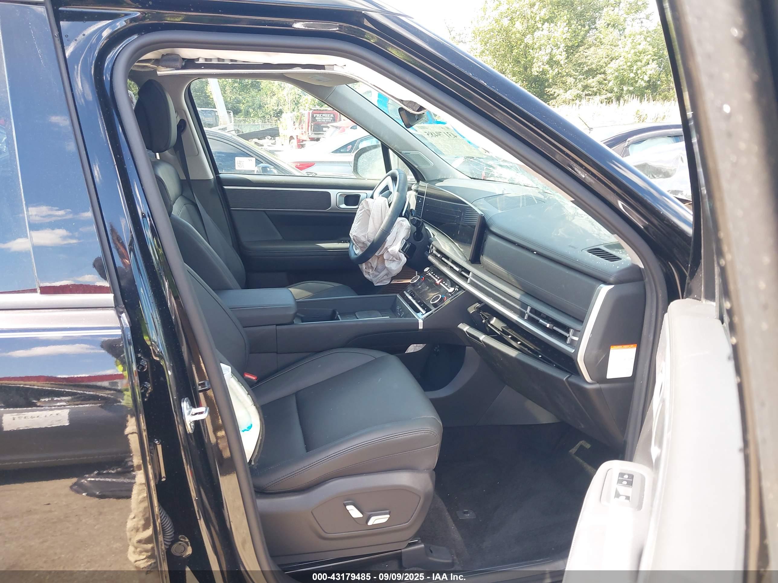 HYUNDAI SANTA image 5