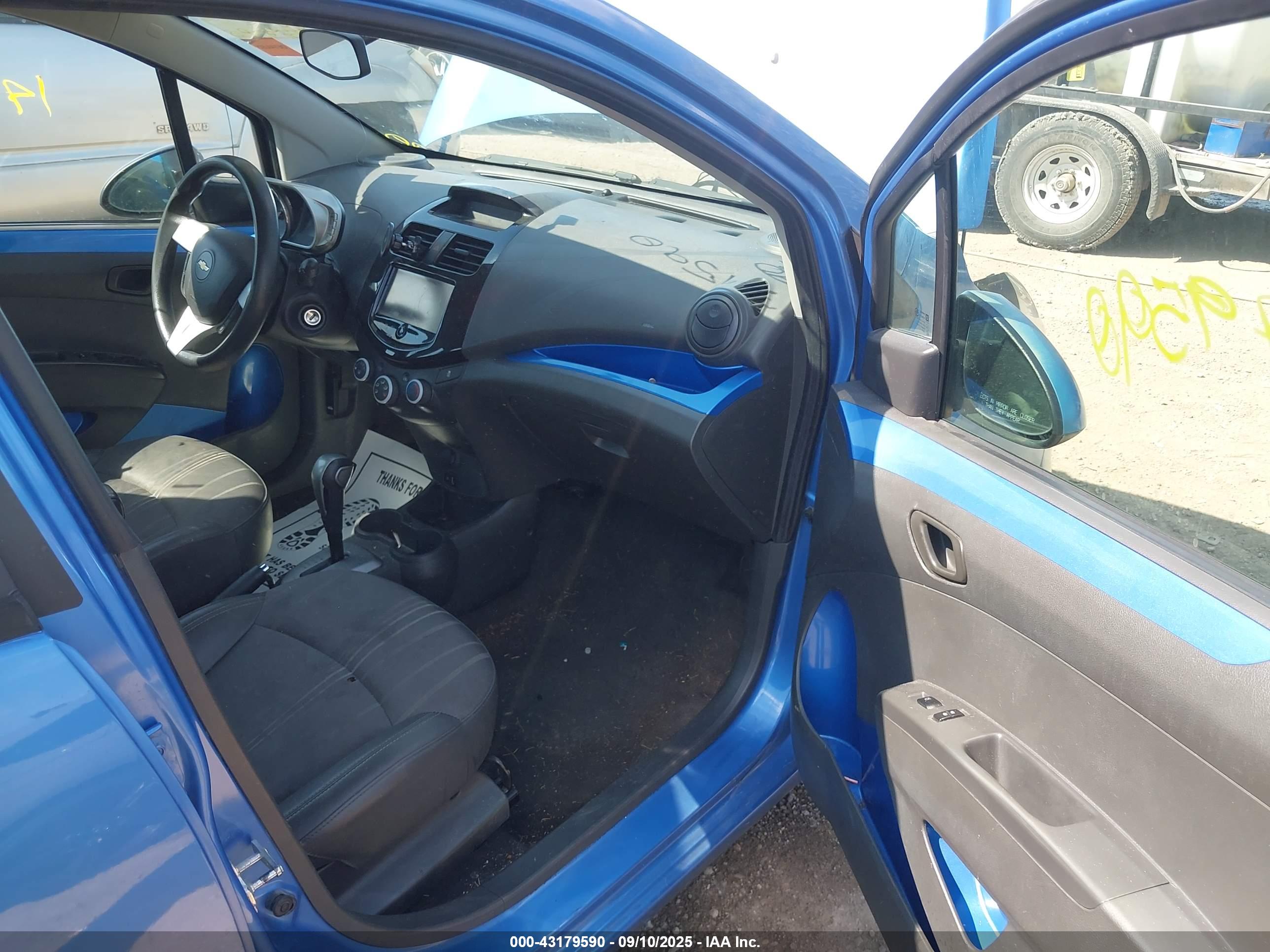 CHEVROLET SPARK image 5