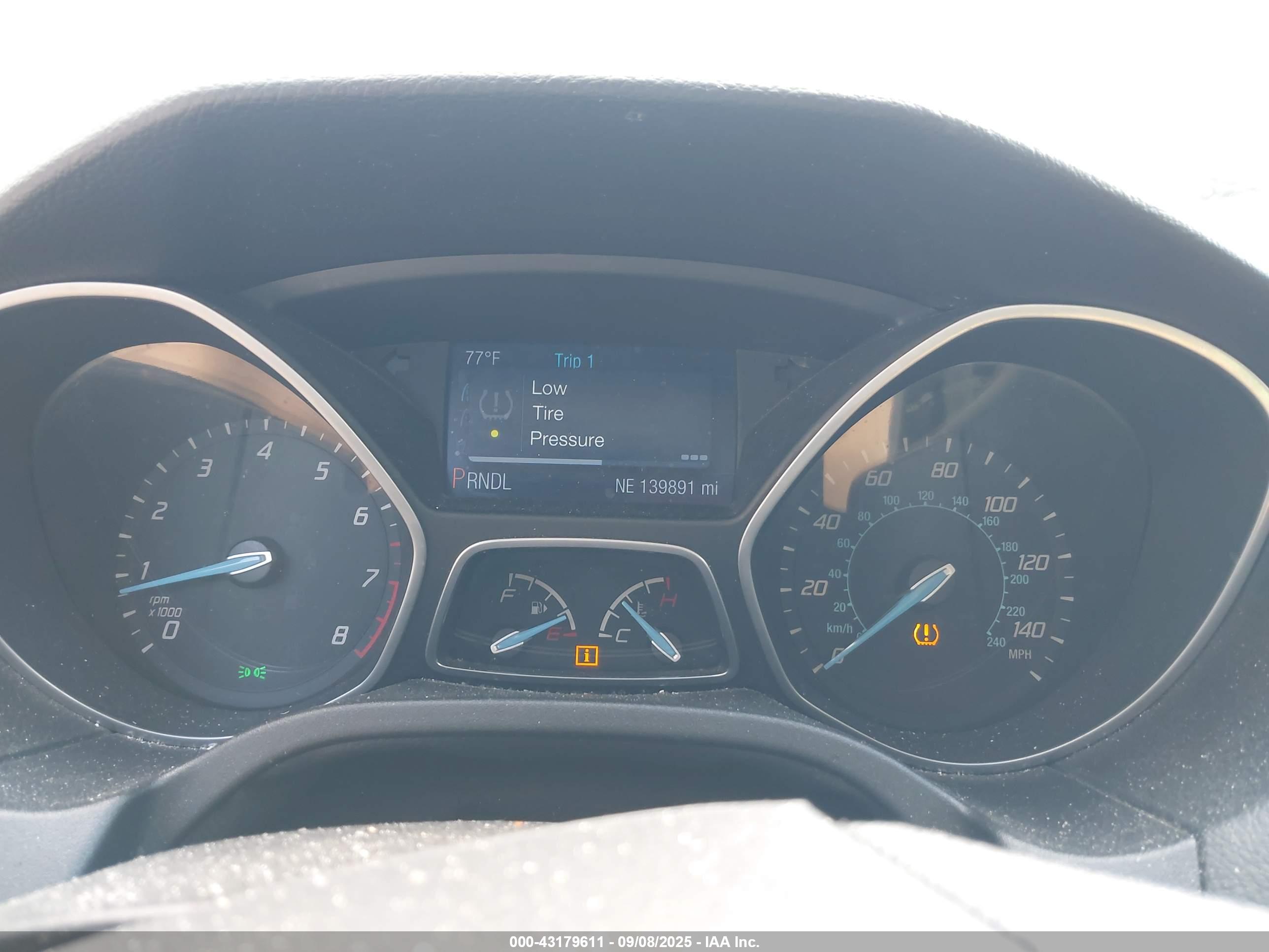 FORD FOCUS image 7