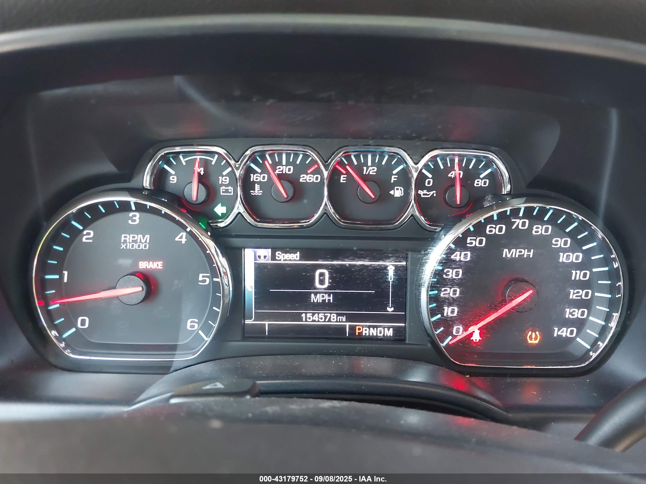 CHEVROLET SILVERADO image 7