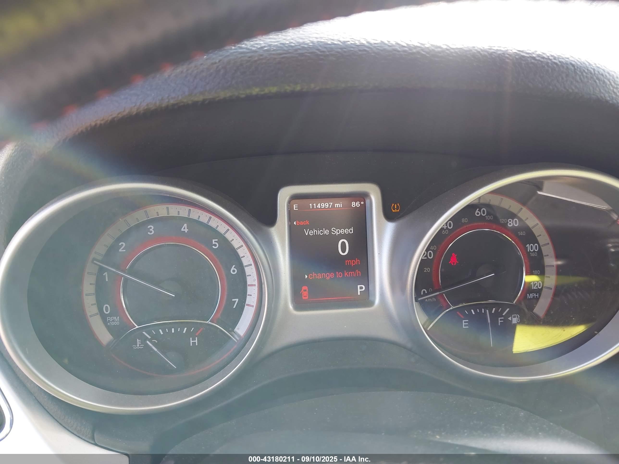 DODGE JOURNEY image 7