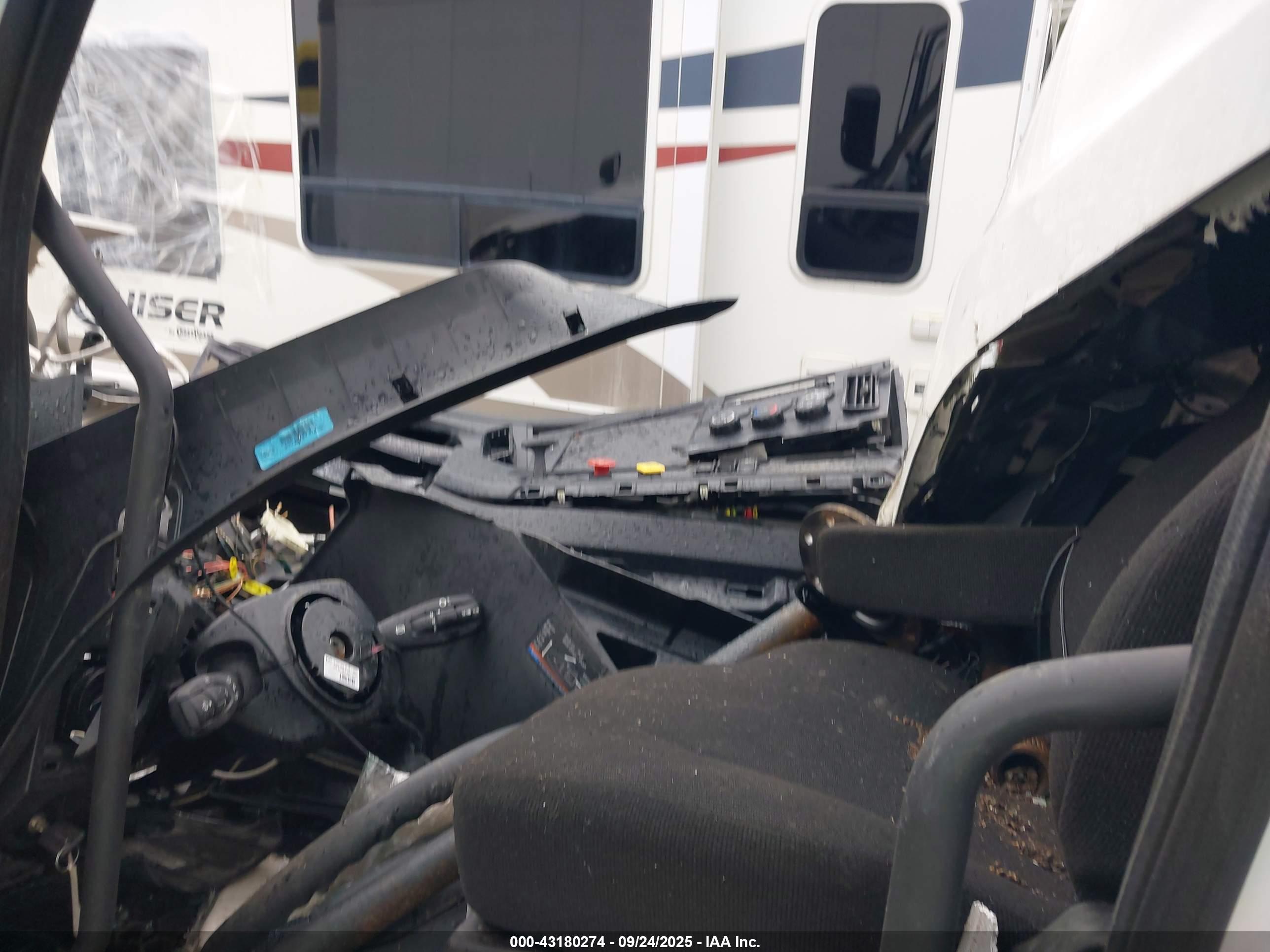 FREIGHTLINER NEW image 8
