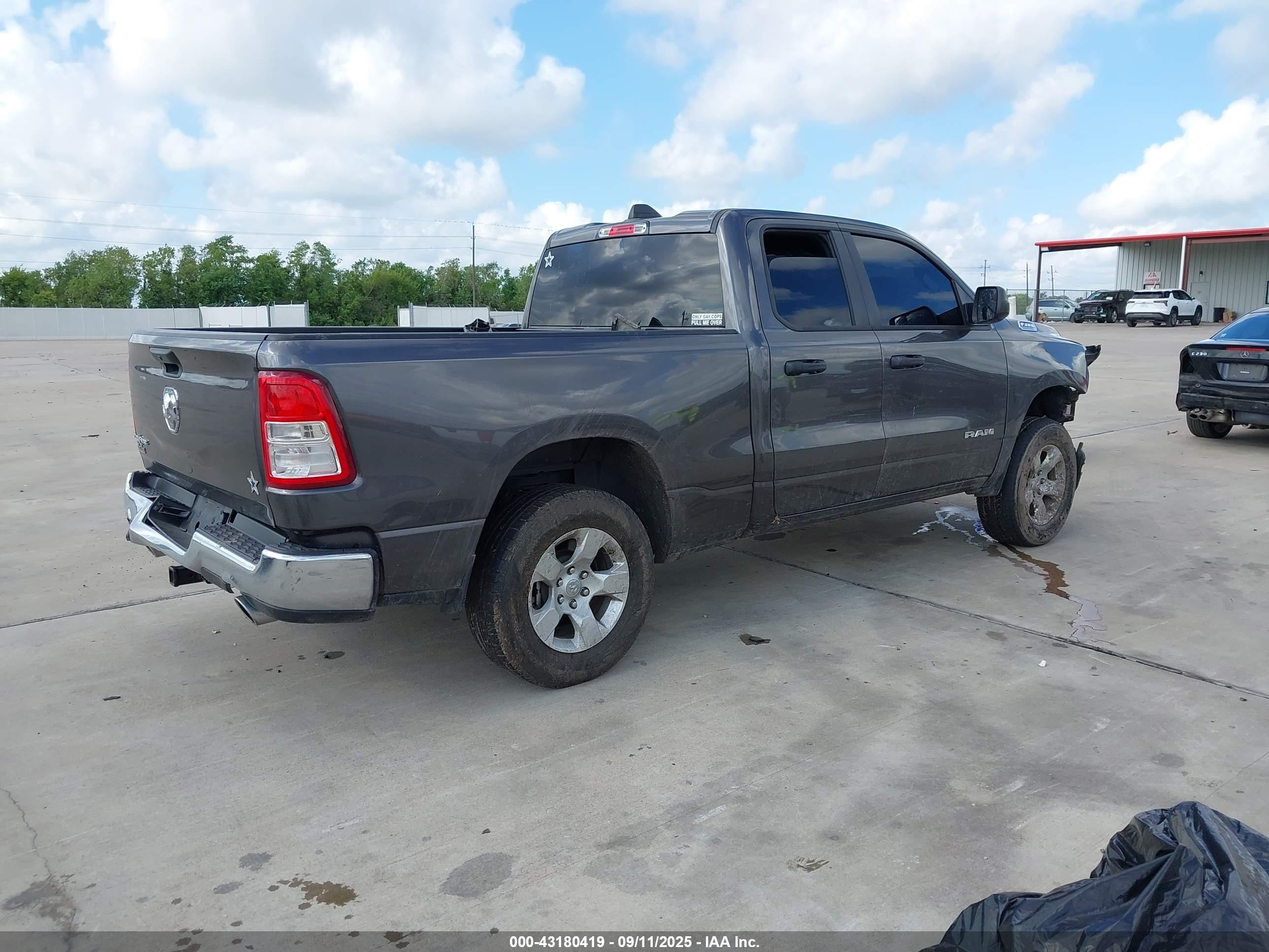 RAM 1500 image 4