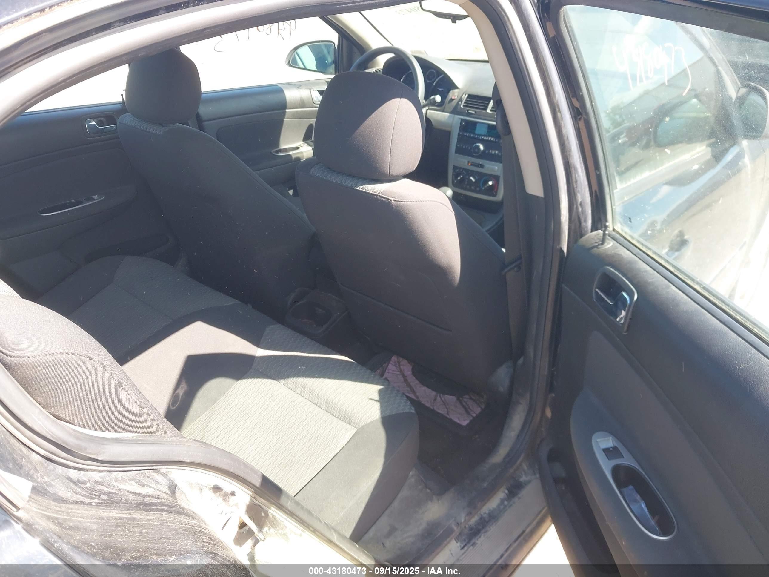 CHEVROLET COBALT image 8