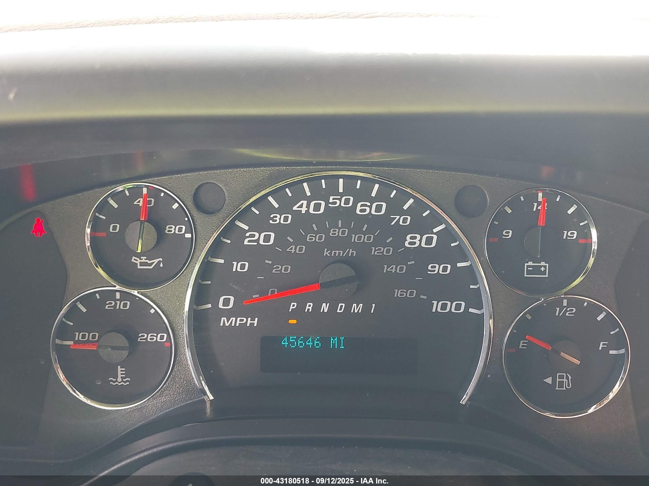 CHEVROLET EXPRESS image 6