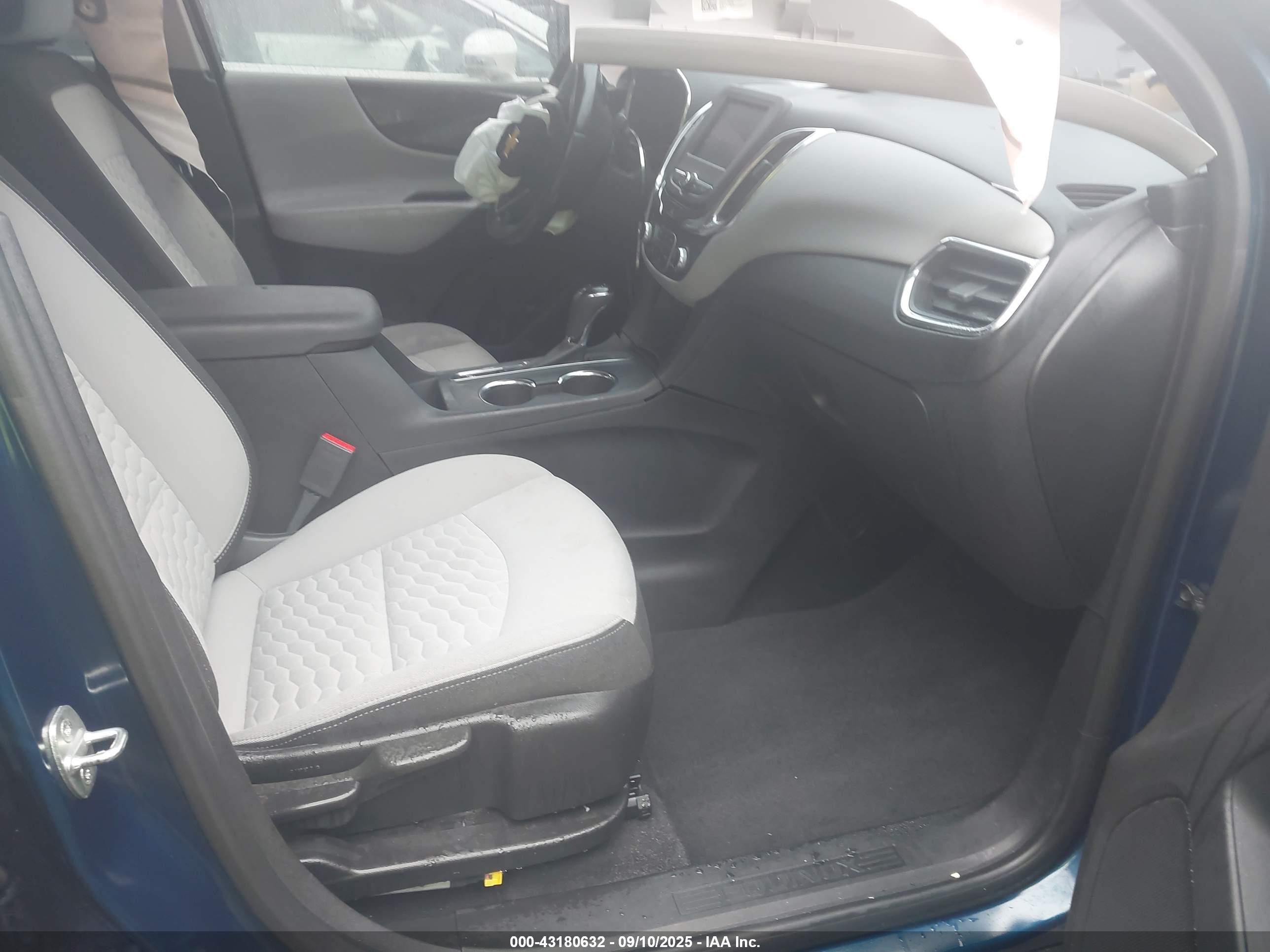 CHEVROLET EQUINOX image 5