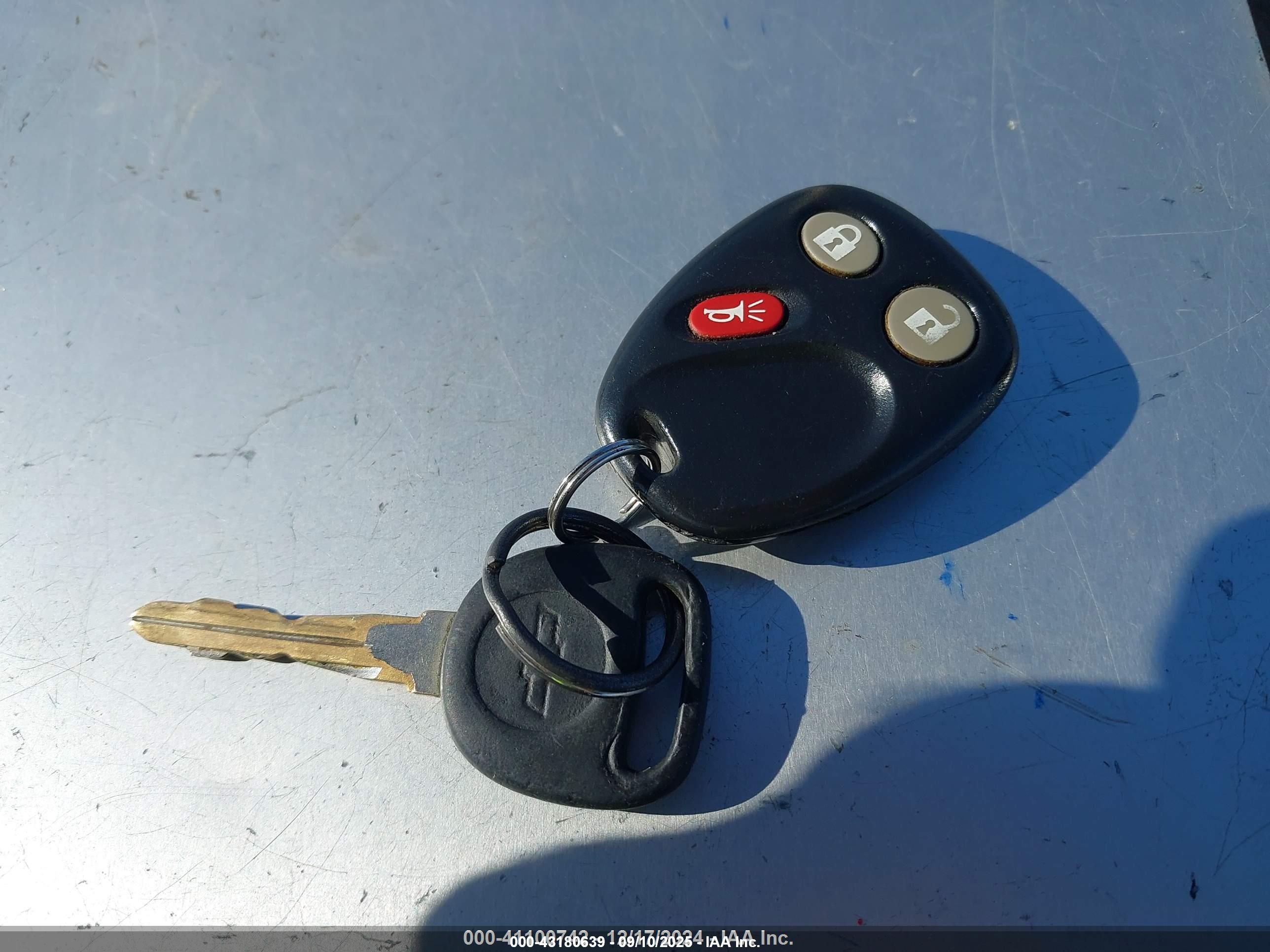 CHEVROLET EQUINOX image 11