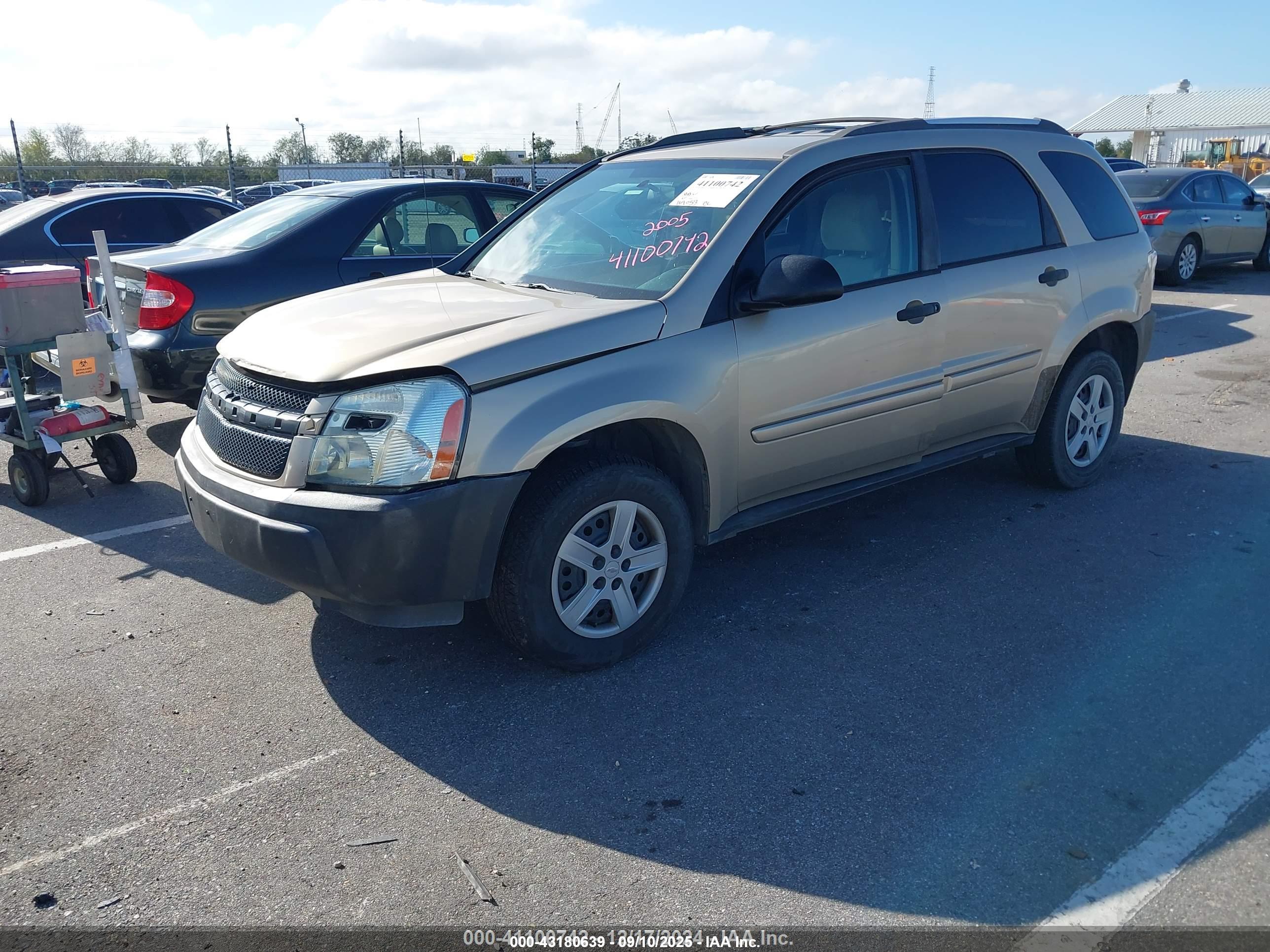 CHEVROLET EQUINOX image 2