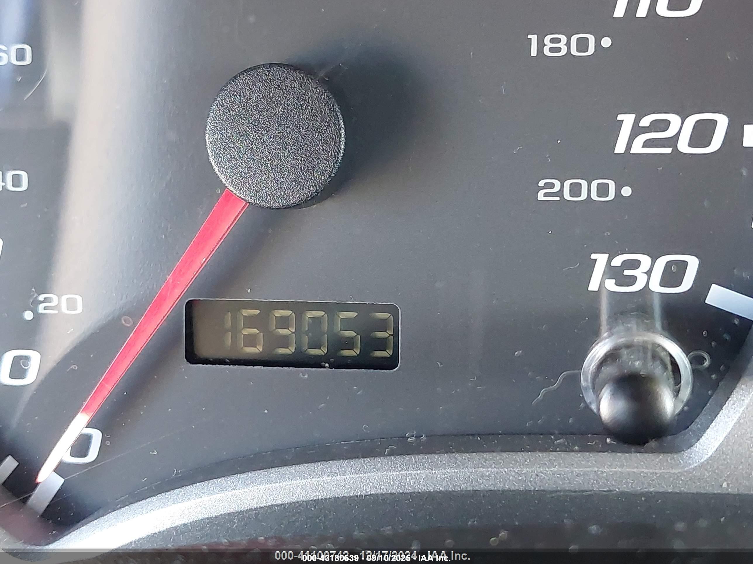 CHEVROLET EQUINOX image 7
