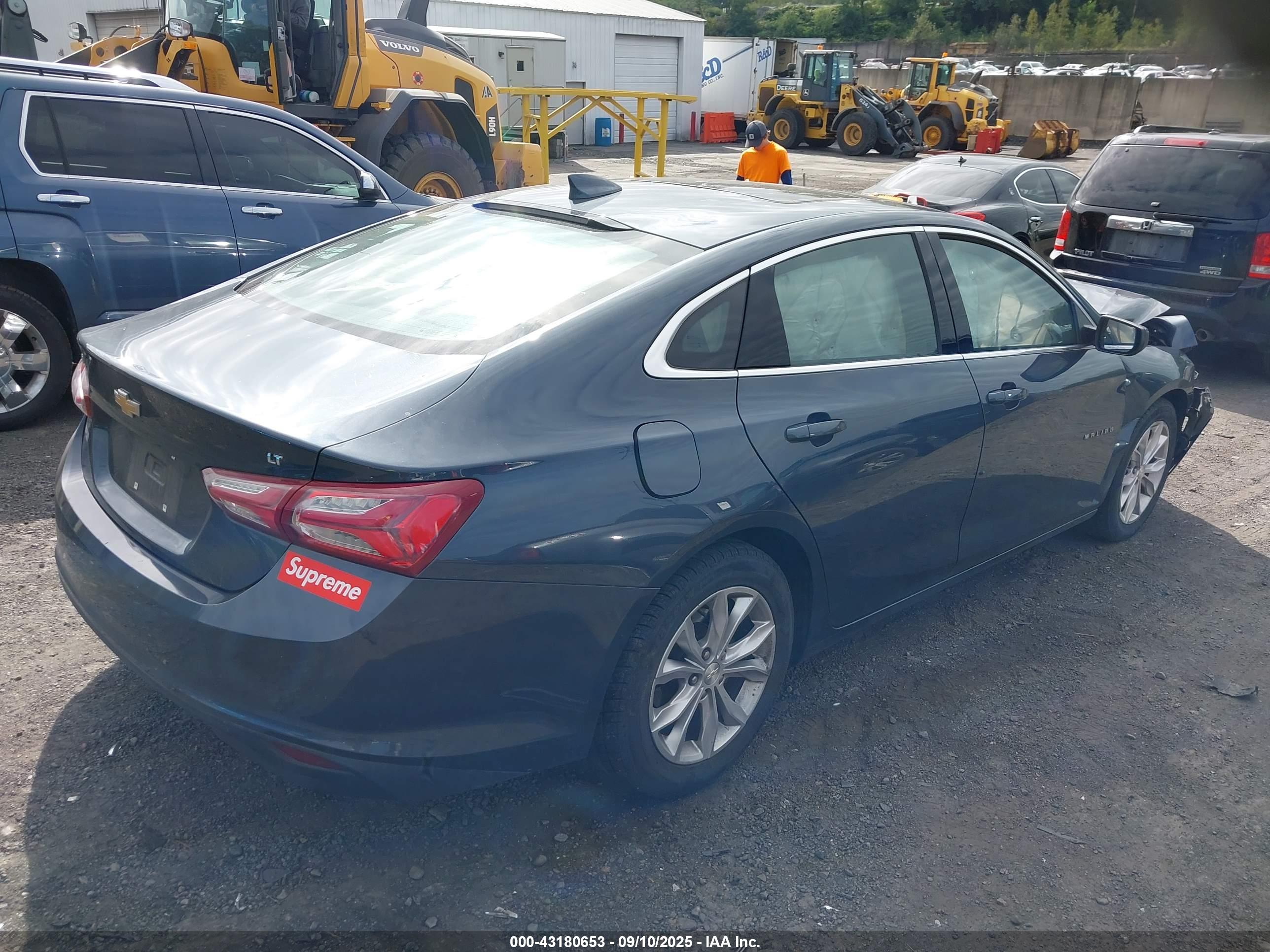 CHEVROLET MALIBU image 4