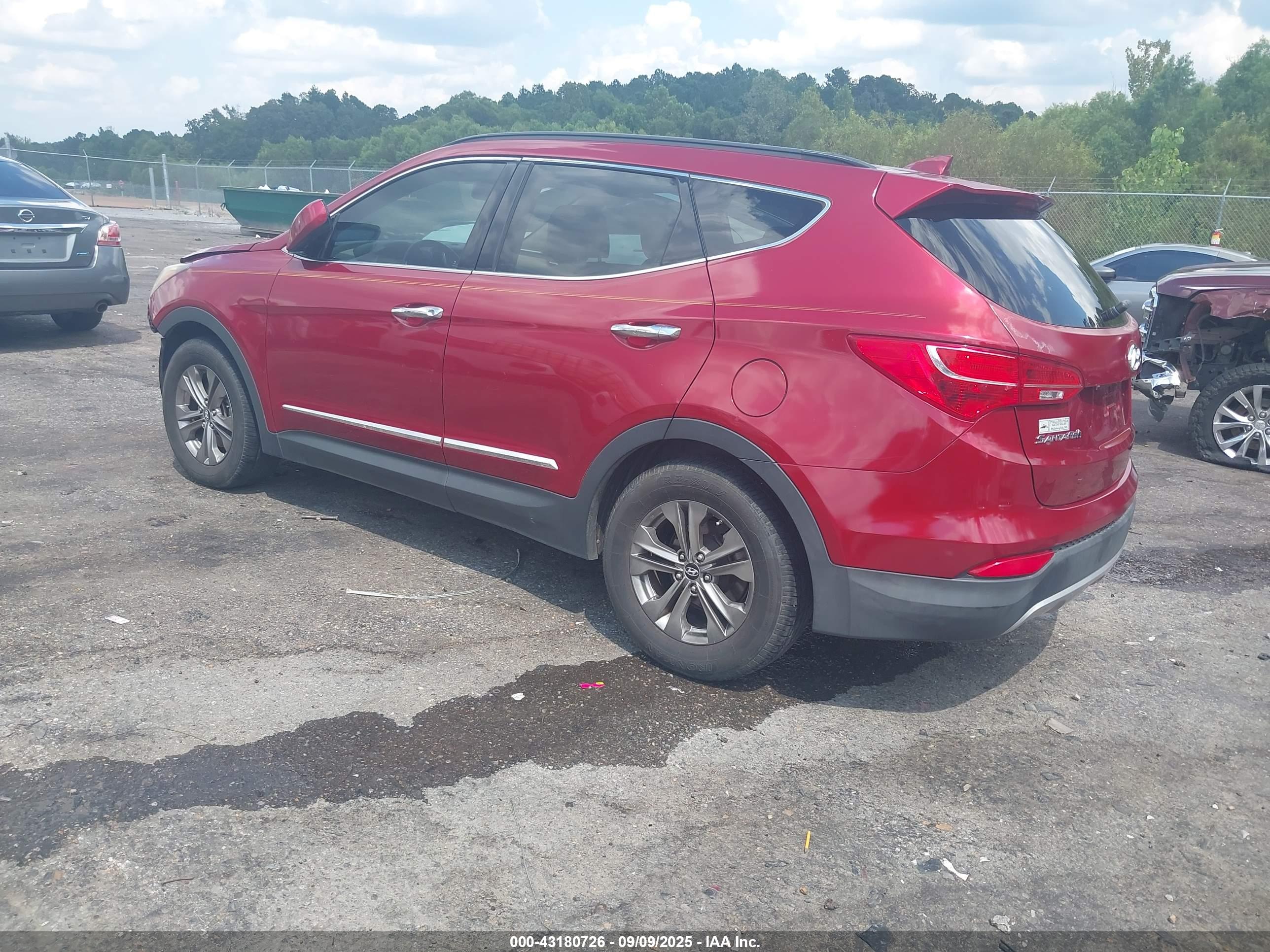 HYUNDAI SANTA image 3