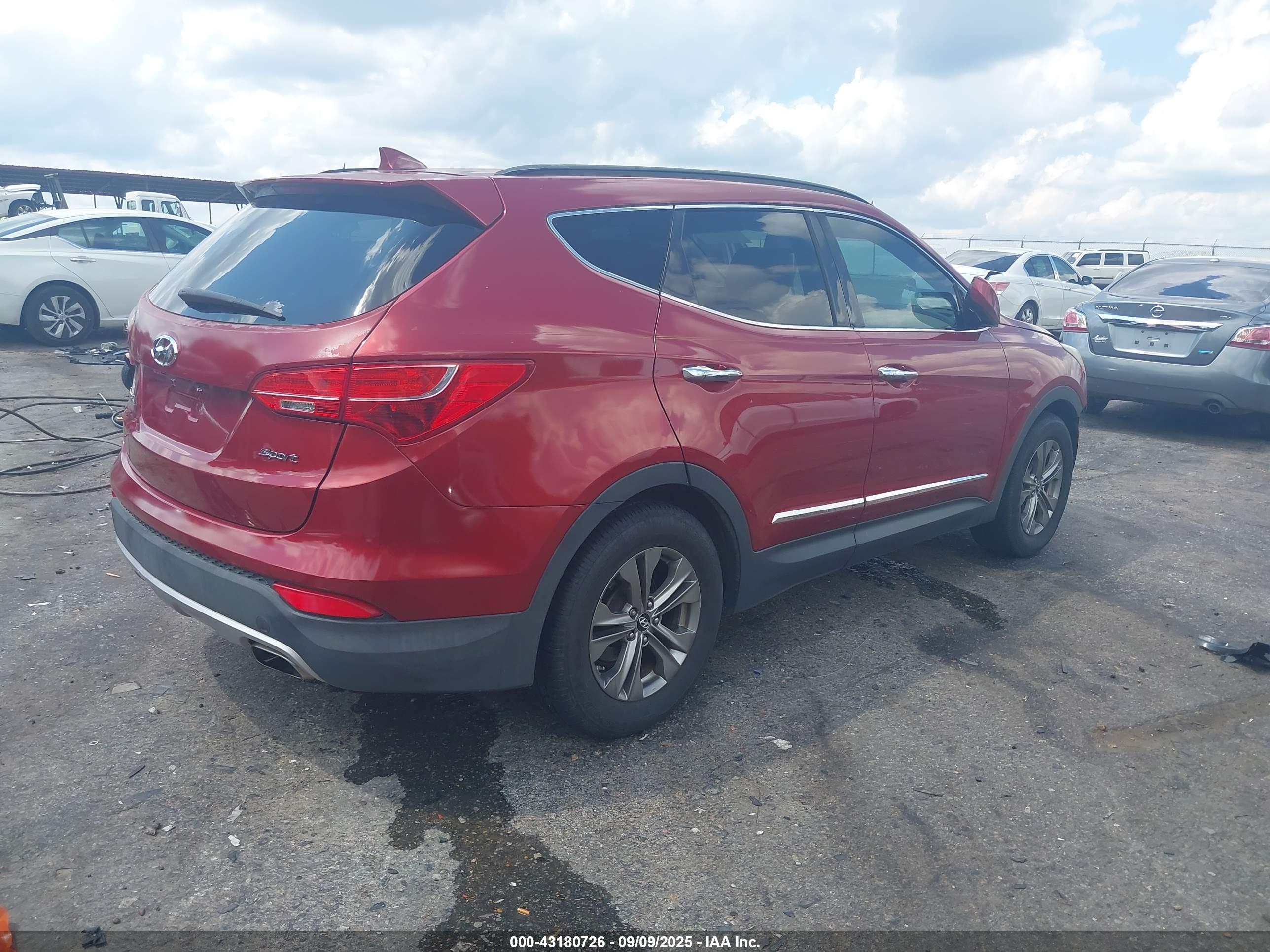 HYUNDAI SANTA image 4