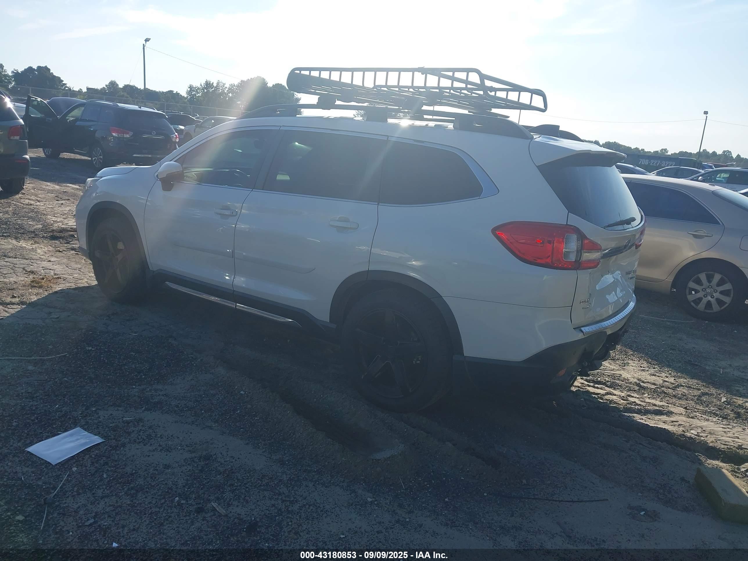 SUBARU ASCENT image 3
