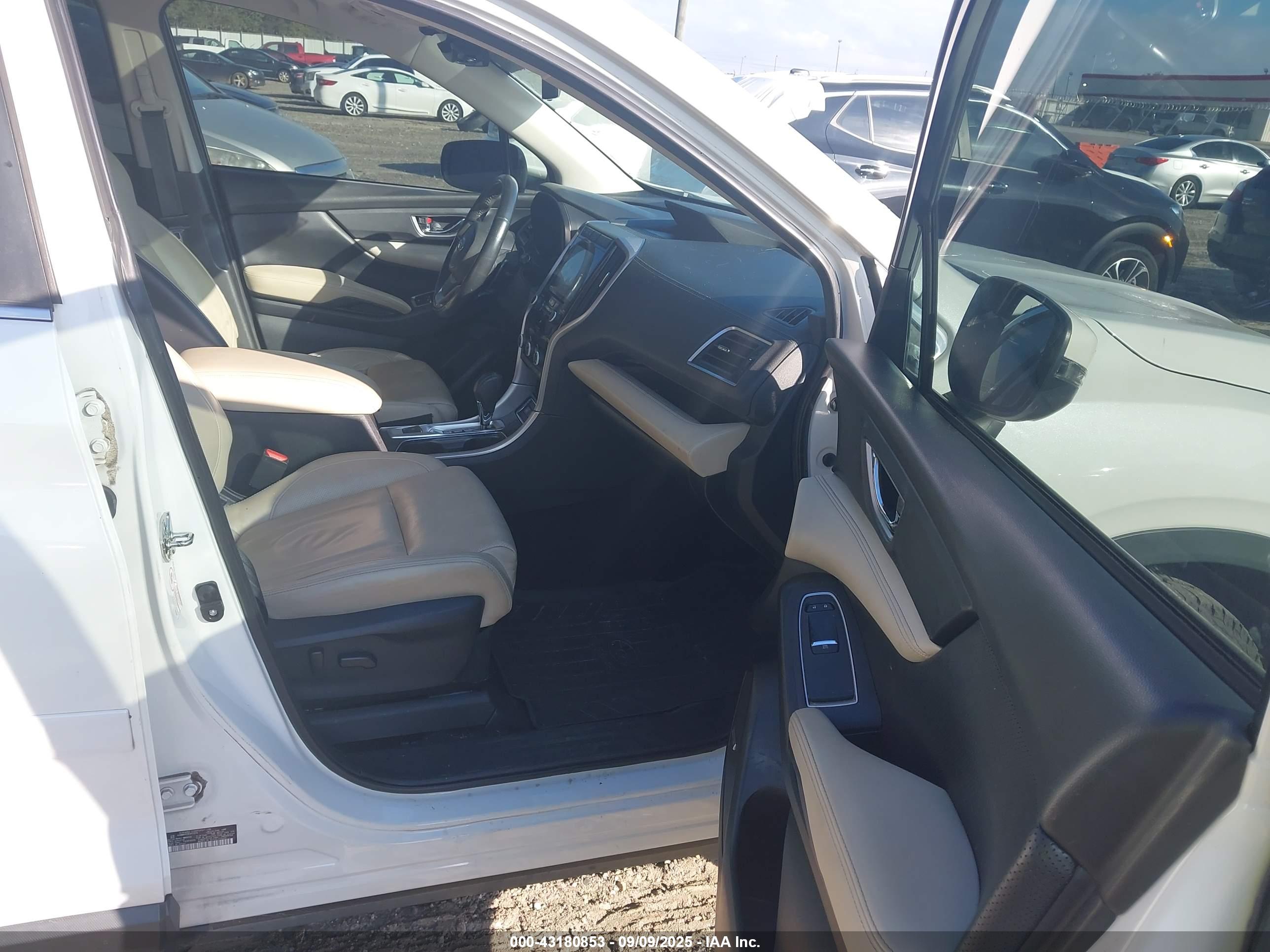 SUBARU ASCENT image 5