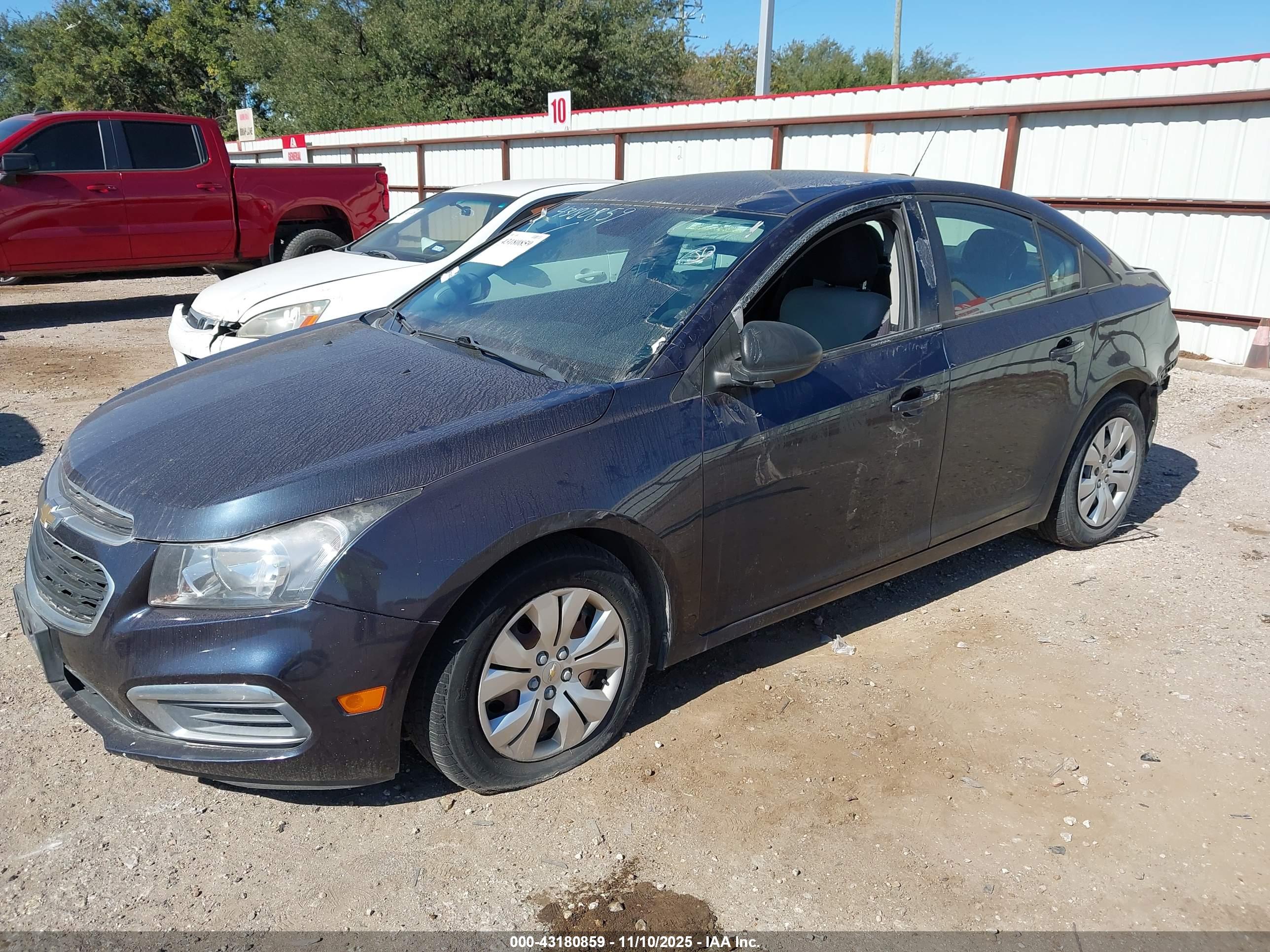 CHEVROLET CRUZE image 2