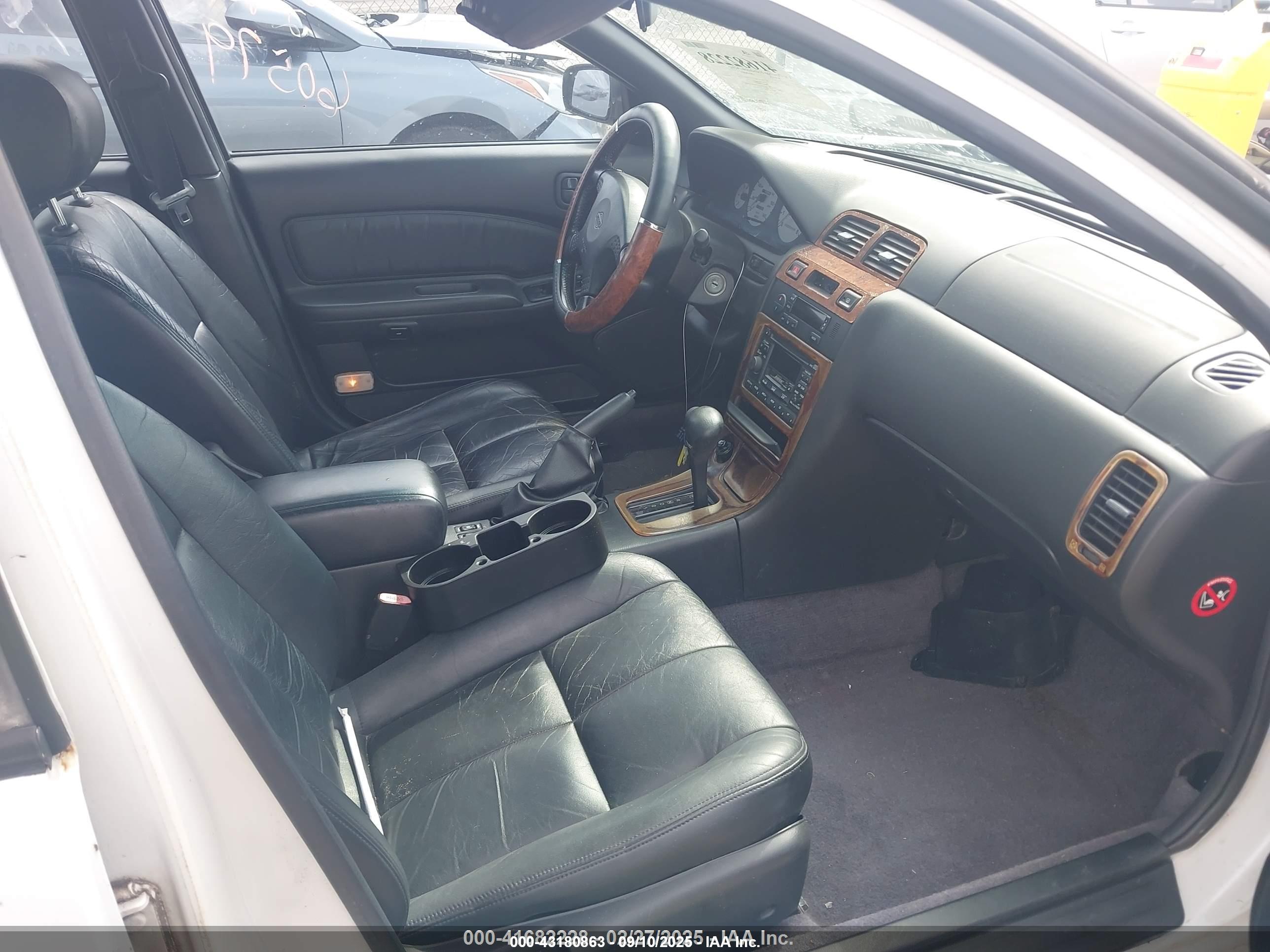 NISSAN MAXIMA image 5