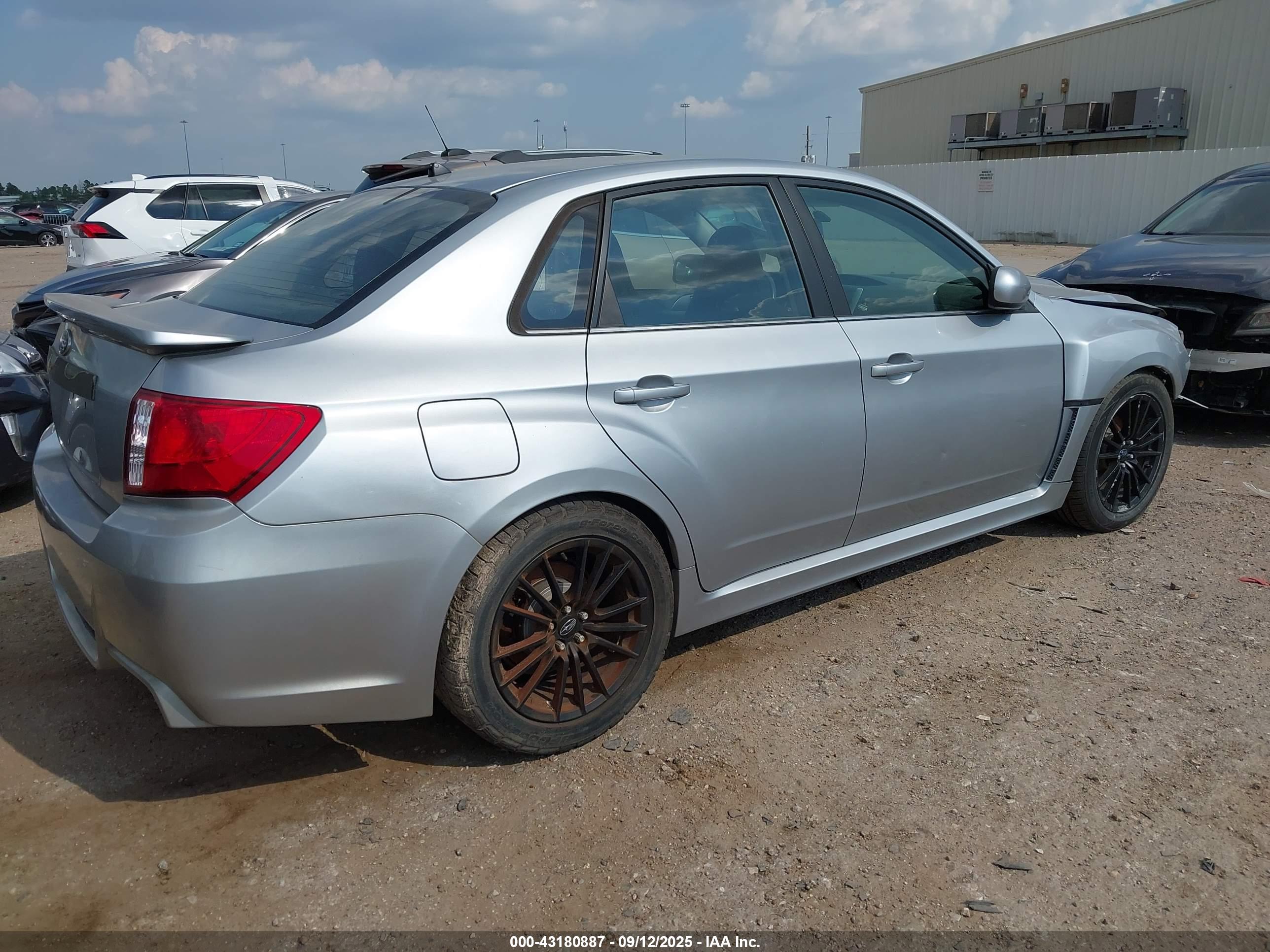 SUBARU IMPREZA image 4